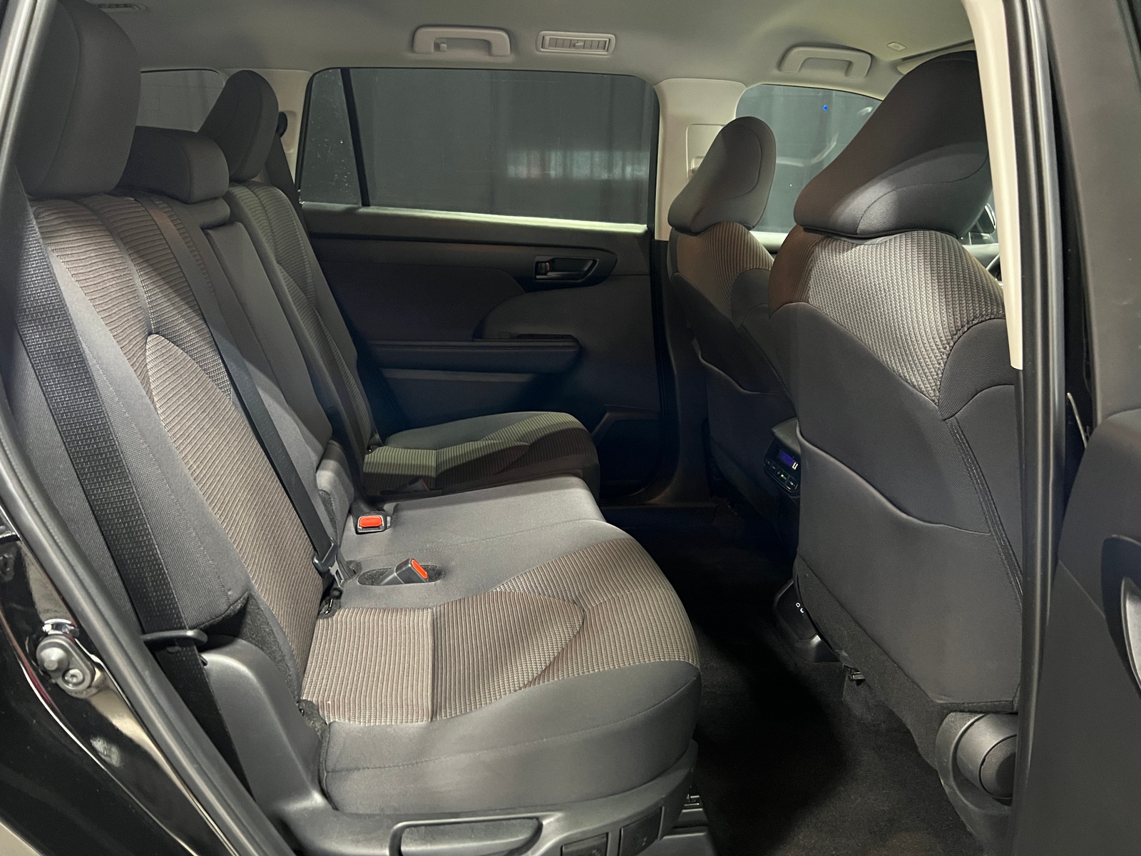 Thumbnail: 2025 Toyota Highlander - 6