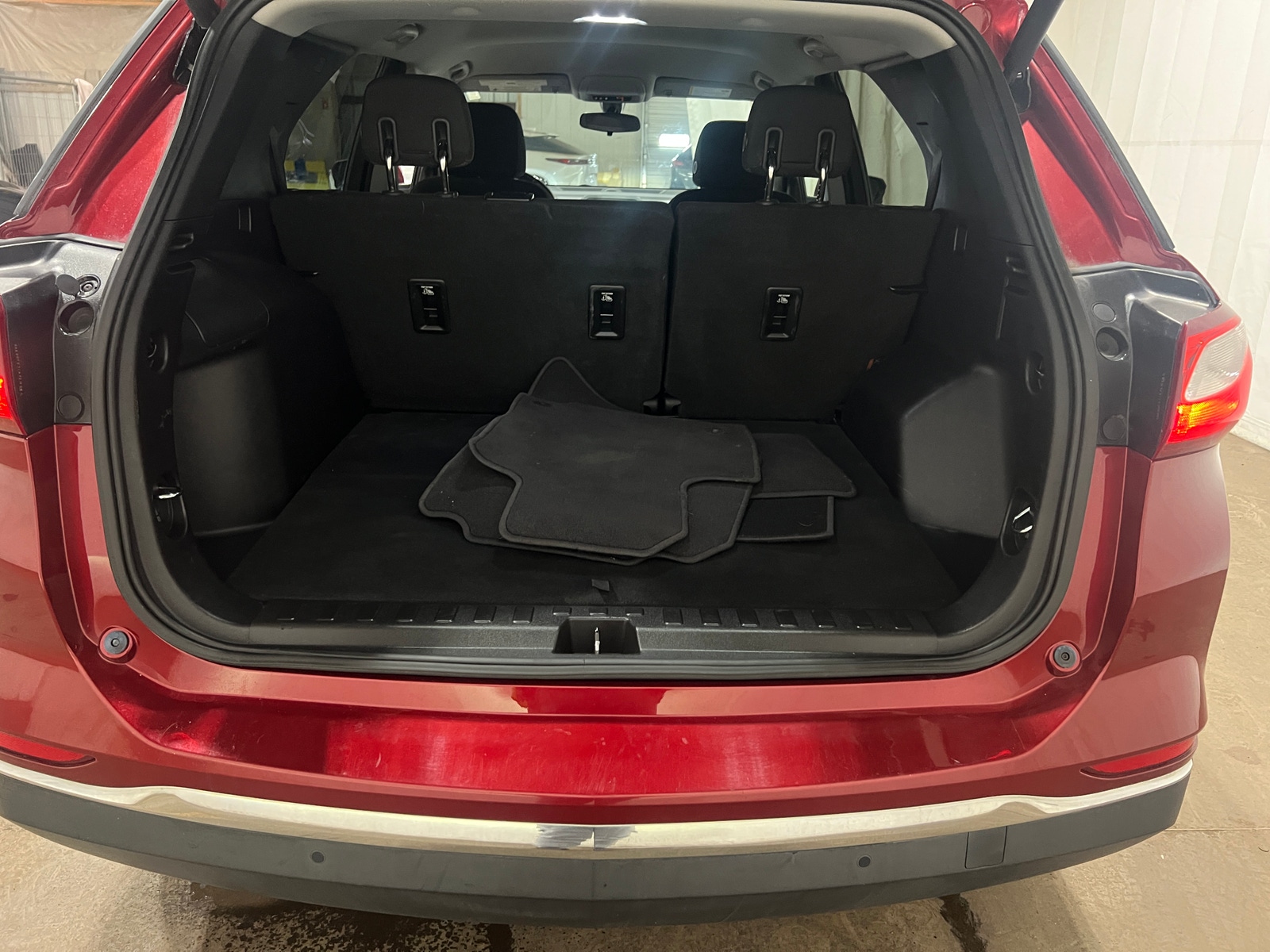 Thumbnail: 2018 Chevrolet Equinox - 7