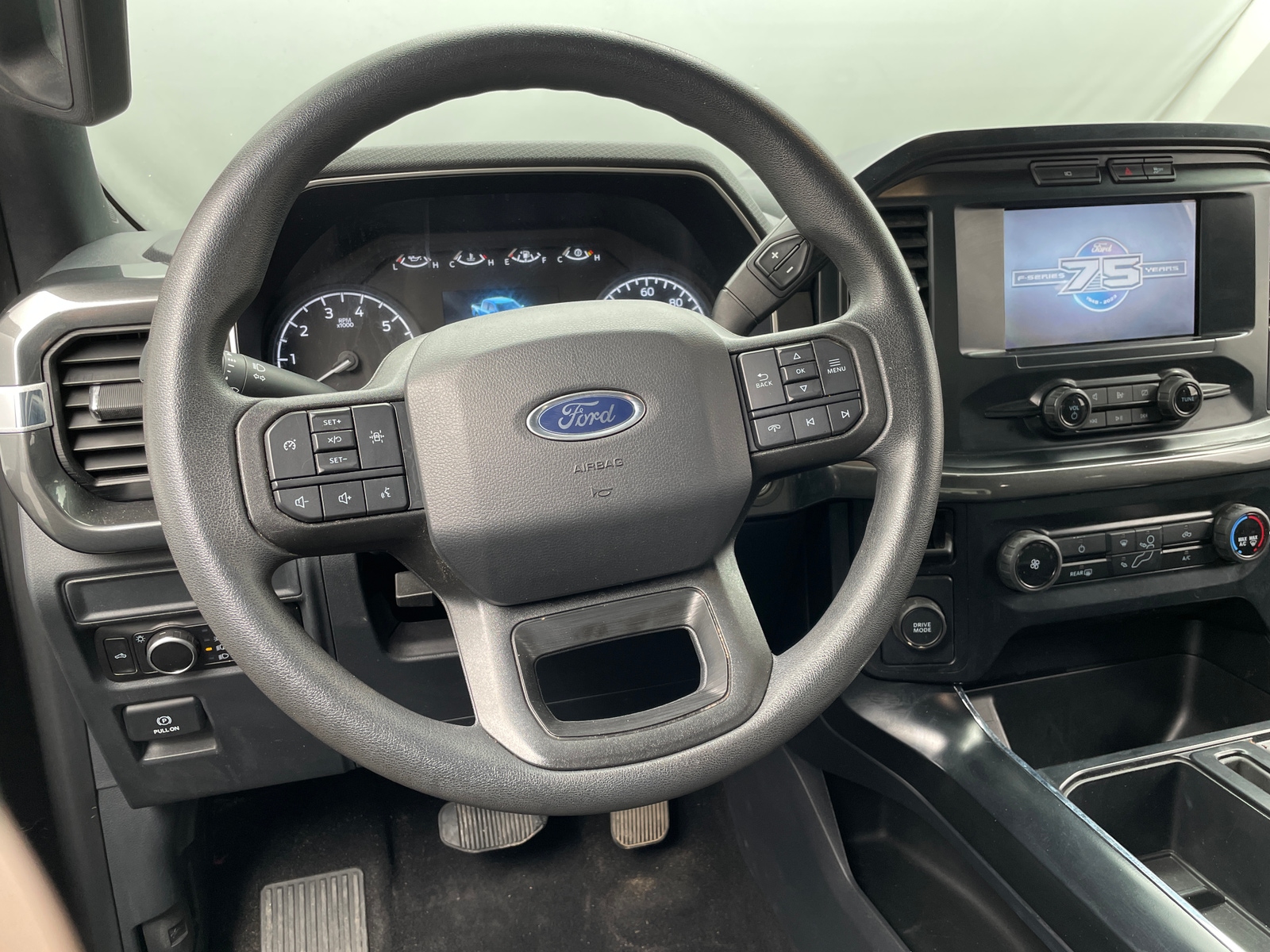 Thumbnail: 2023 Ford Econoline - 5