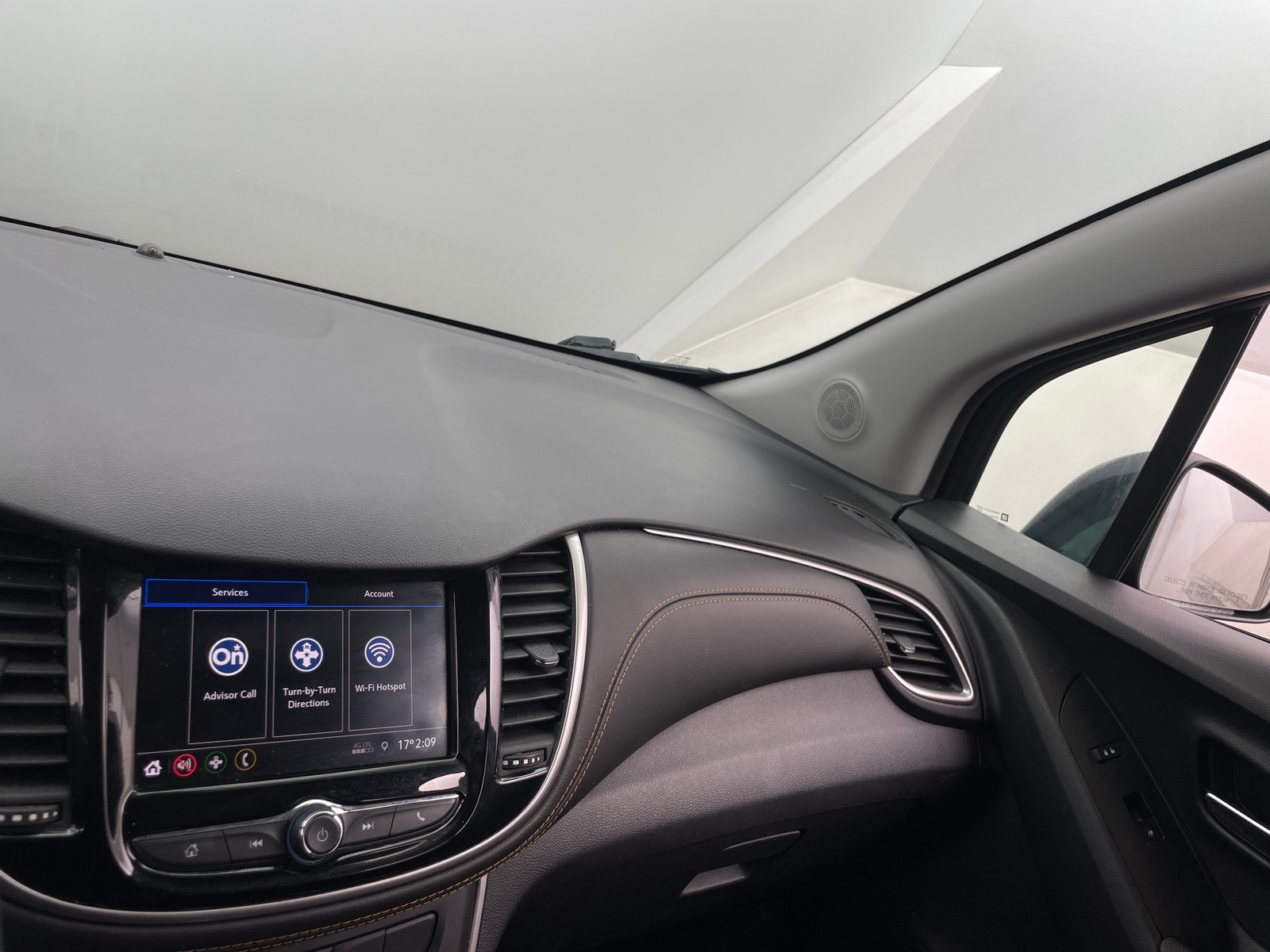 Thumbnail: 2021 Chevrolet Trax - 4