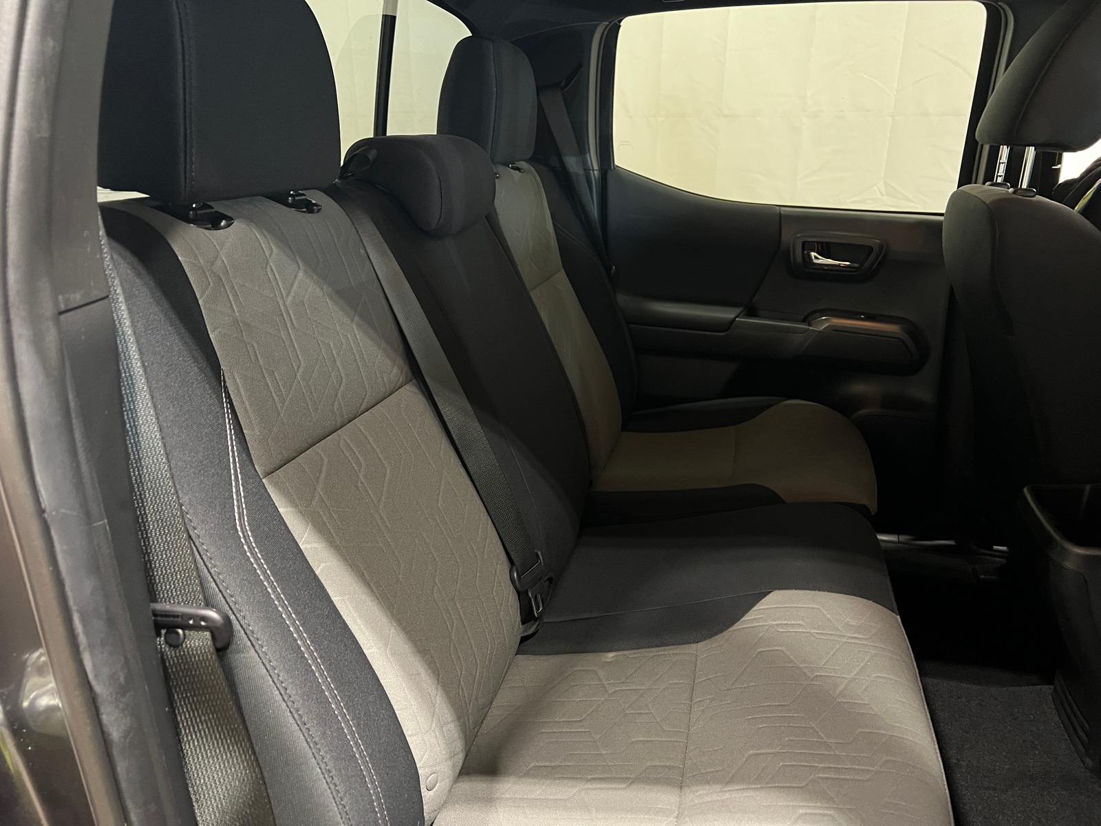 Thumbnail: 2022 Toyota Tacoma - 6