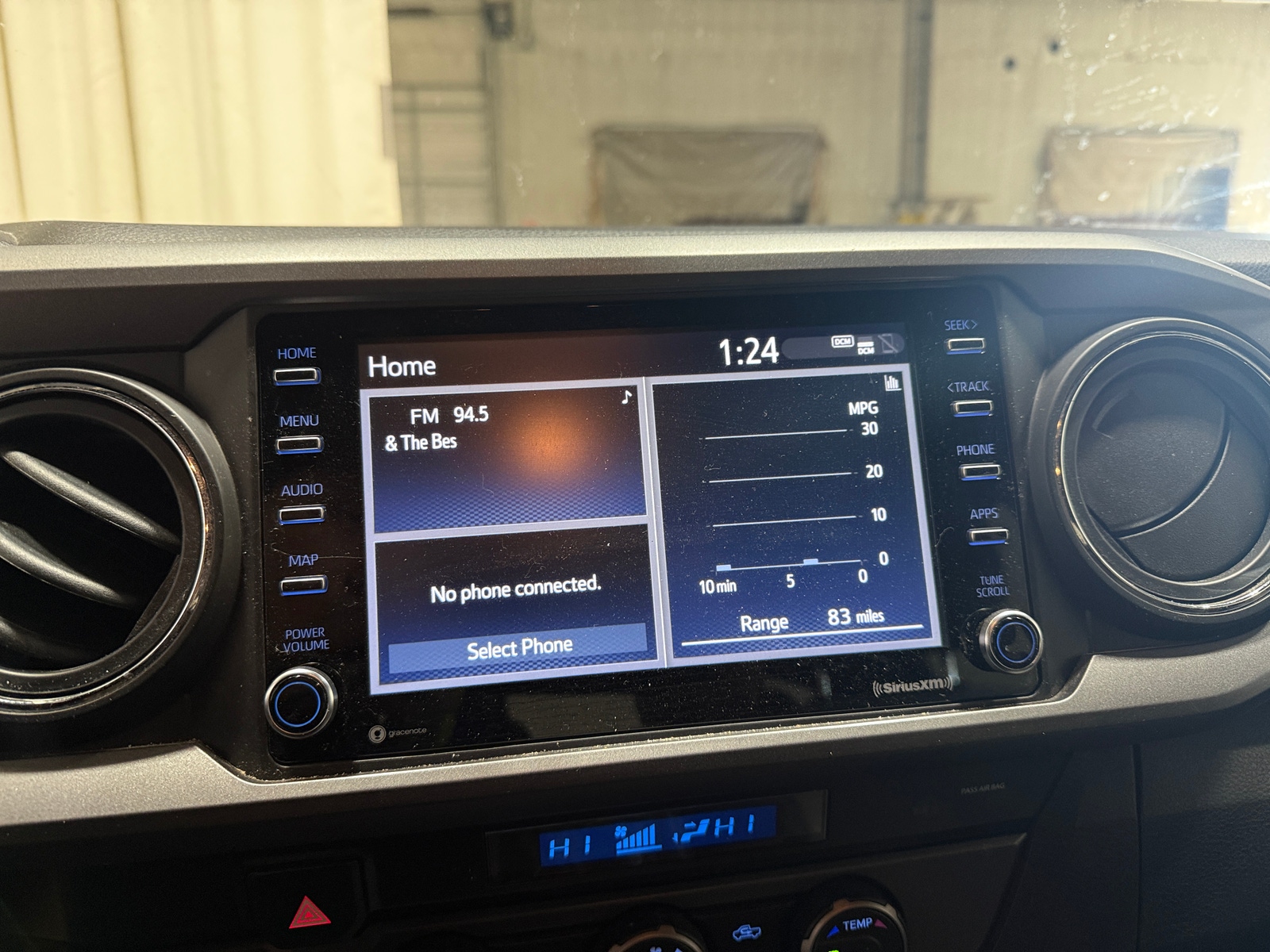 Thumbnail: 2022 Toyota Tacoma - 4