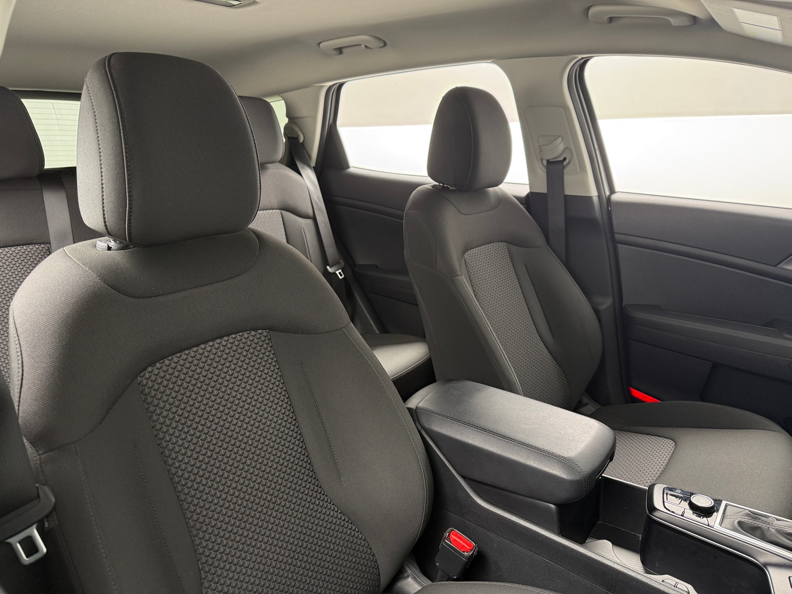 Thumbnail: 2025 Kia Sportage - 2