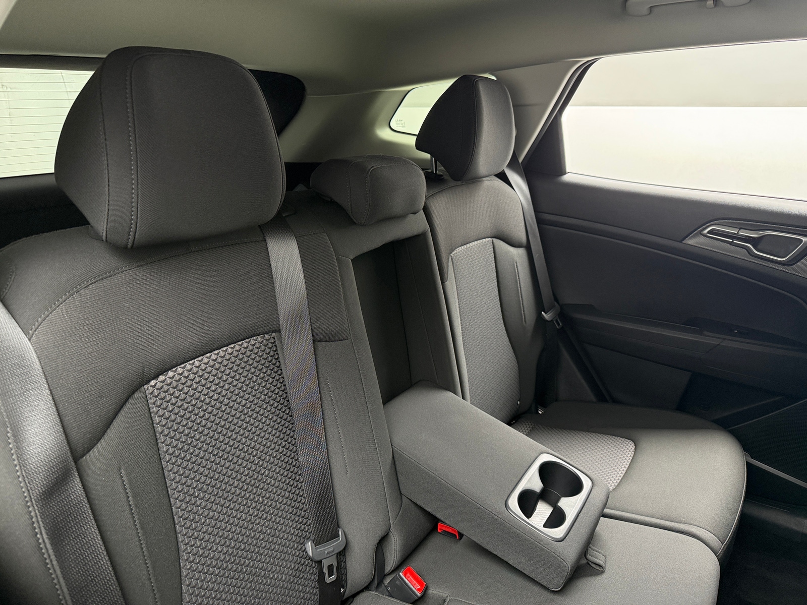 Thumbnail: 2025 Kia Sportage - 6