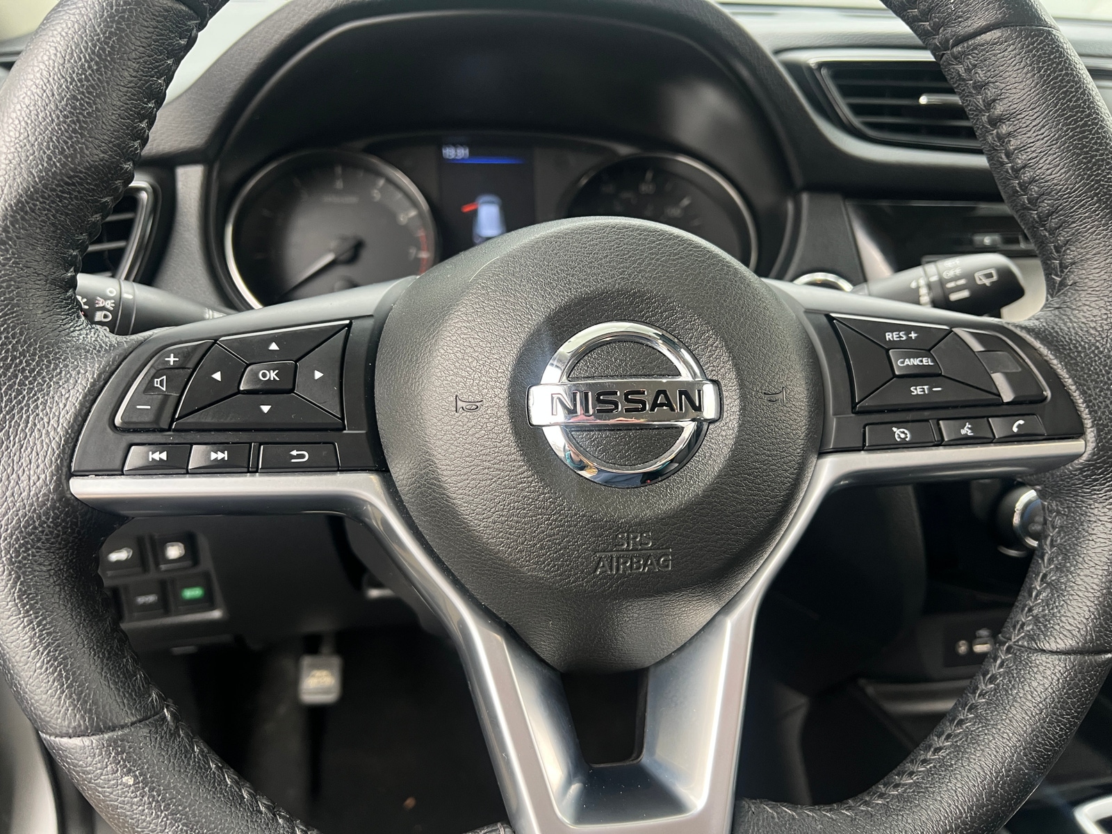 Thumbnail: 2019 Nissan Rogue - 5