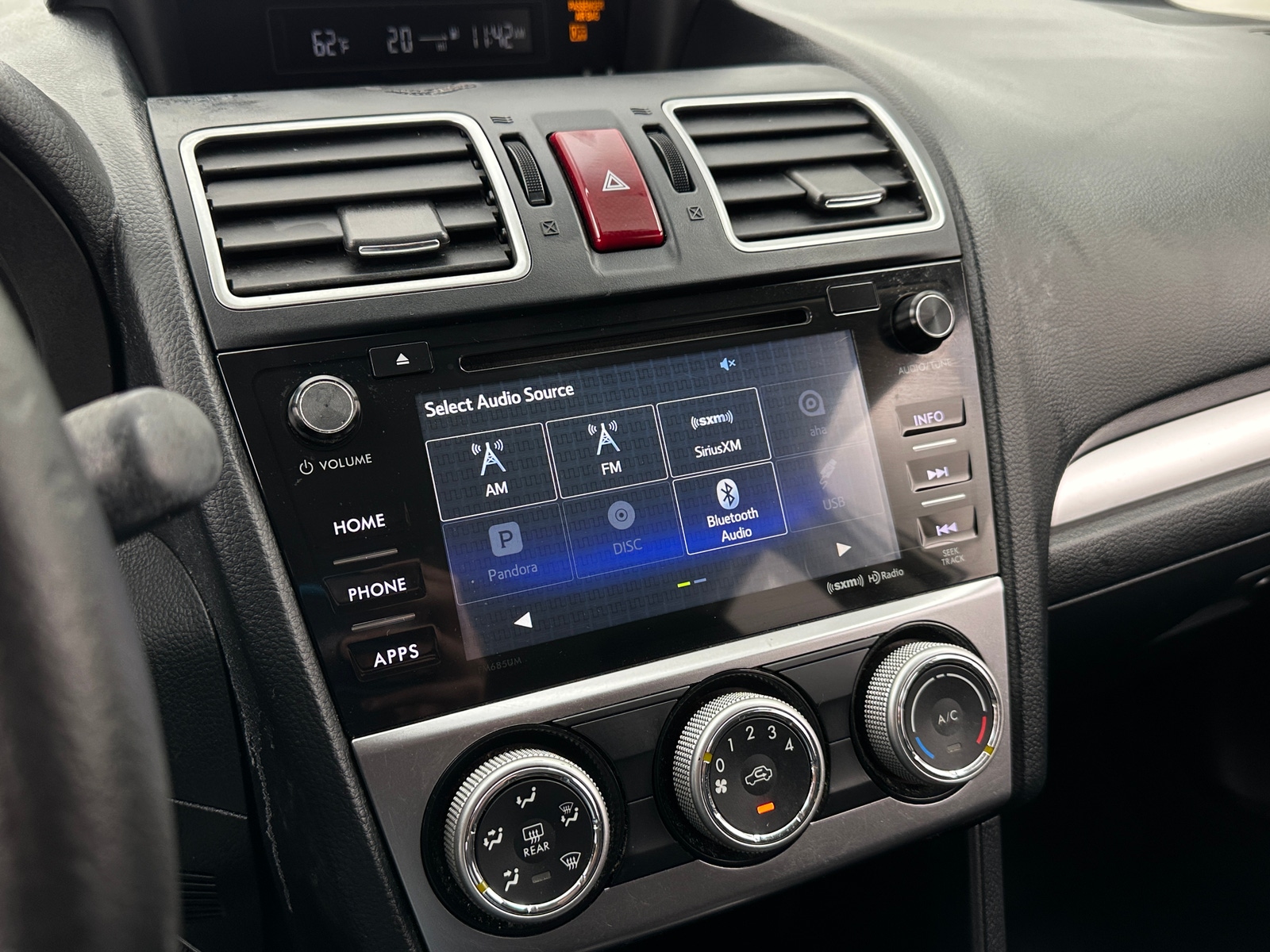 Thumbnail: 2017 Subaru Crosstrek - 4