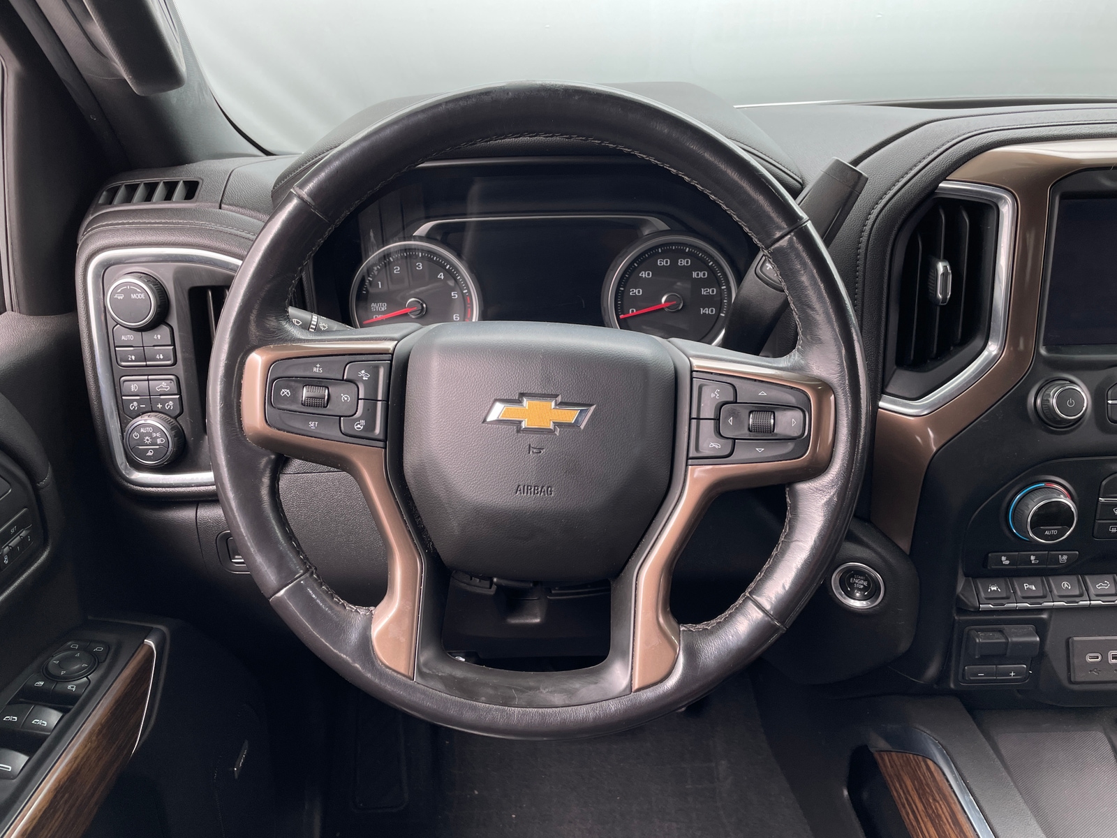 Thumbnail: 2021 Chevrolet Silverado 1500 - 4