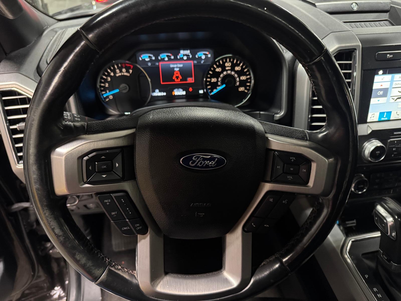 Thumbnail: 2018 Ford Econoline - 4