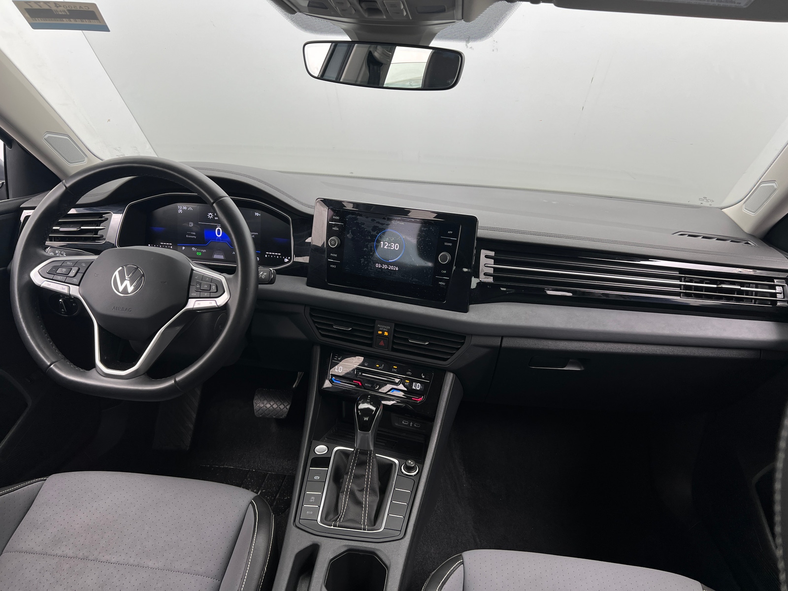 Thumbnail: 2025 Volkswagen Jetta - 2