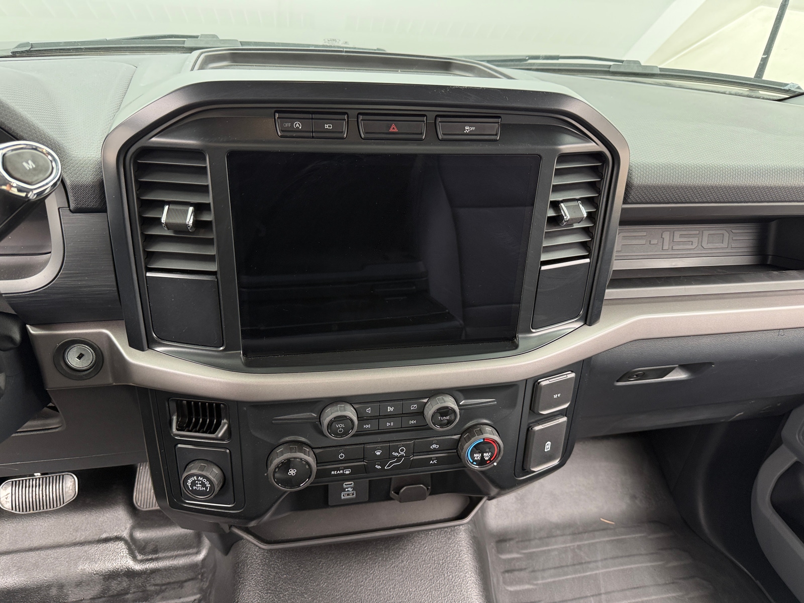 Thumbnail: 2024 Ford Econoline - 3