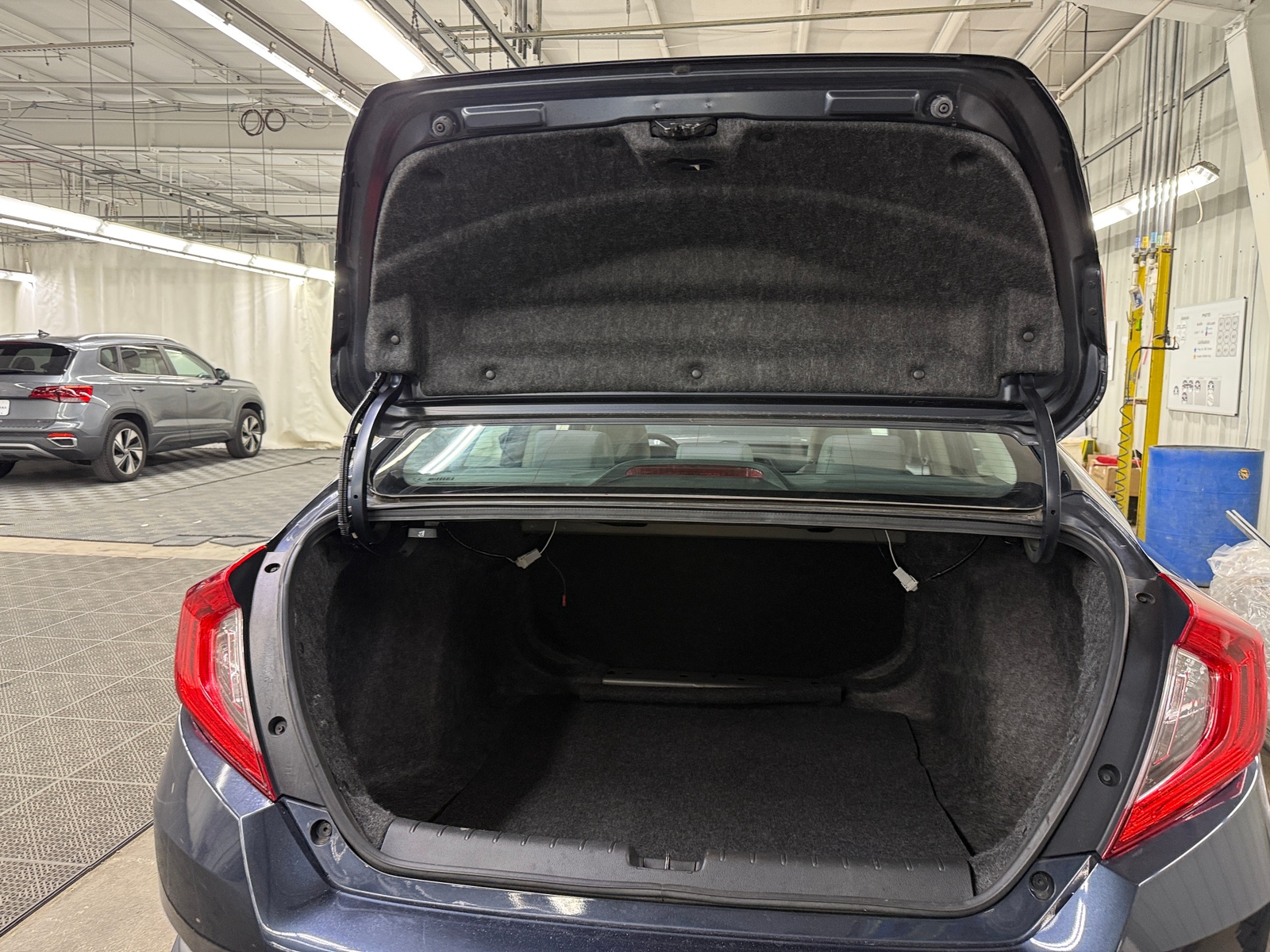 Thumbnail: 2016 Honda Civic - 7