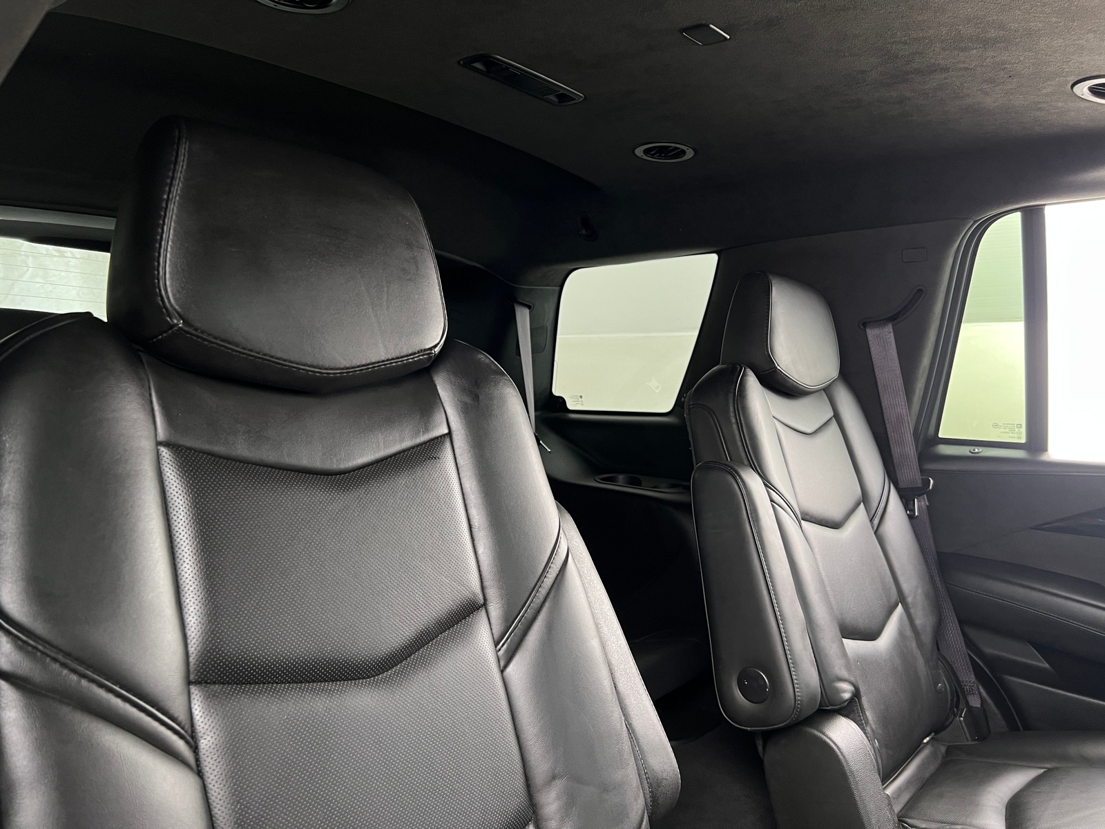 Thumbnail: 2016 Cadillac Escalade - 5