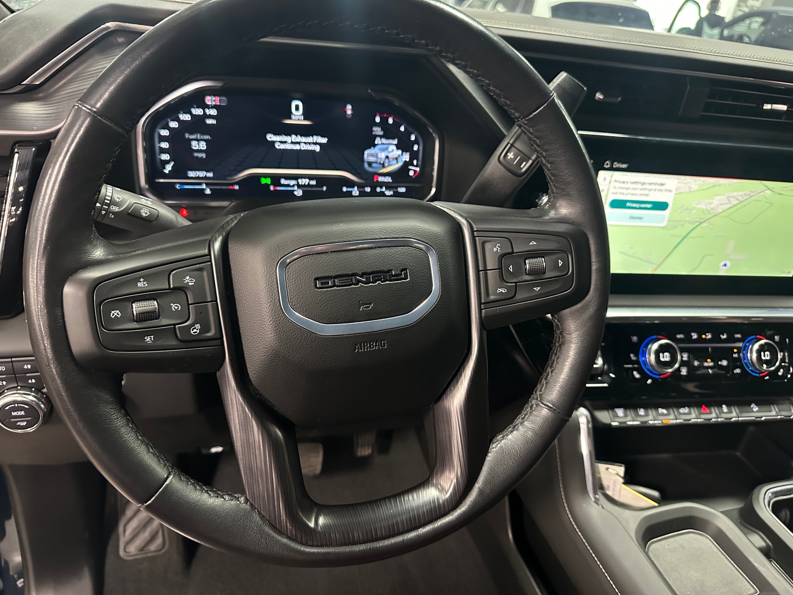 Thumbnail: 2024 GMC Sierra 2500 - 4