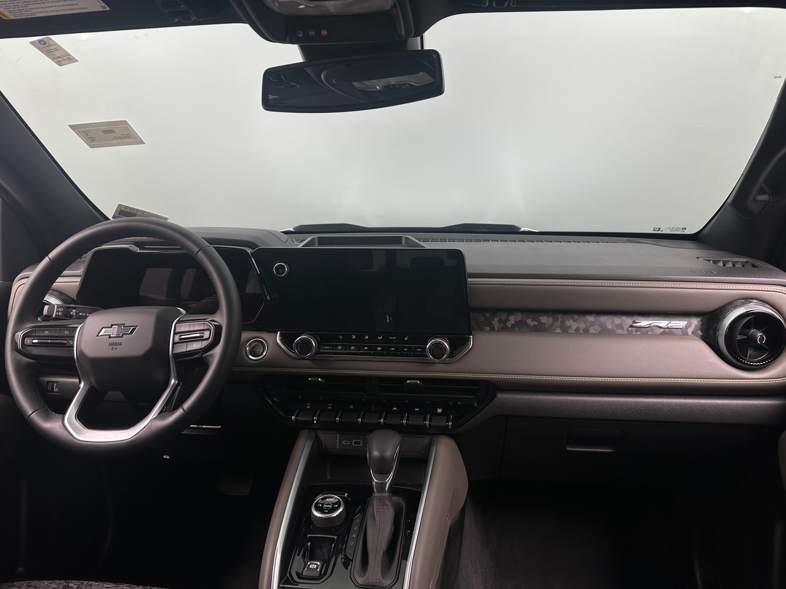 Thumbnail: 2024 Chevrolet Colorado - 3