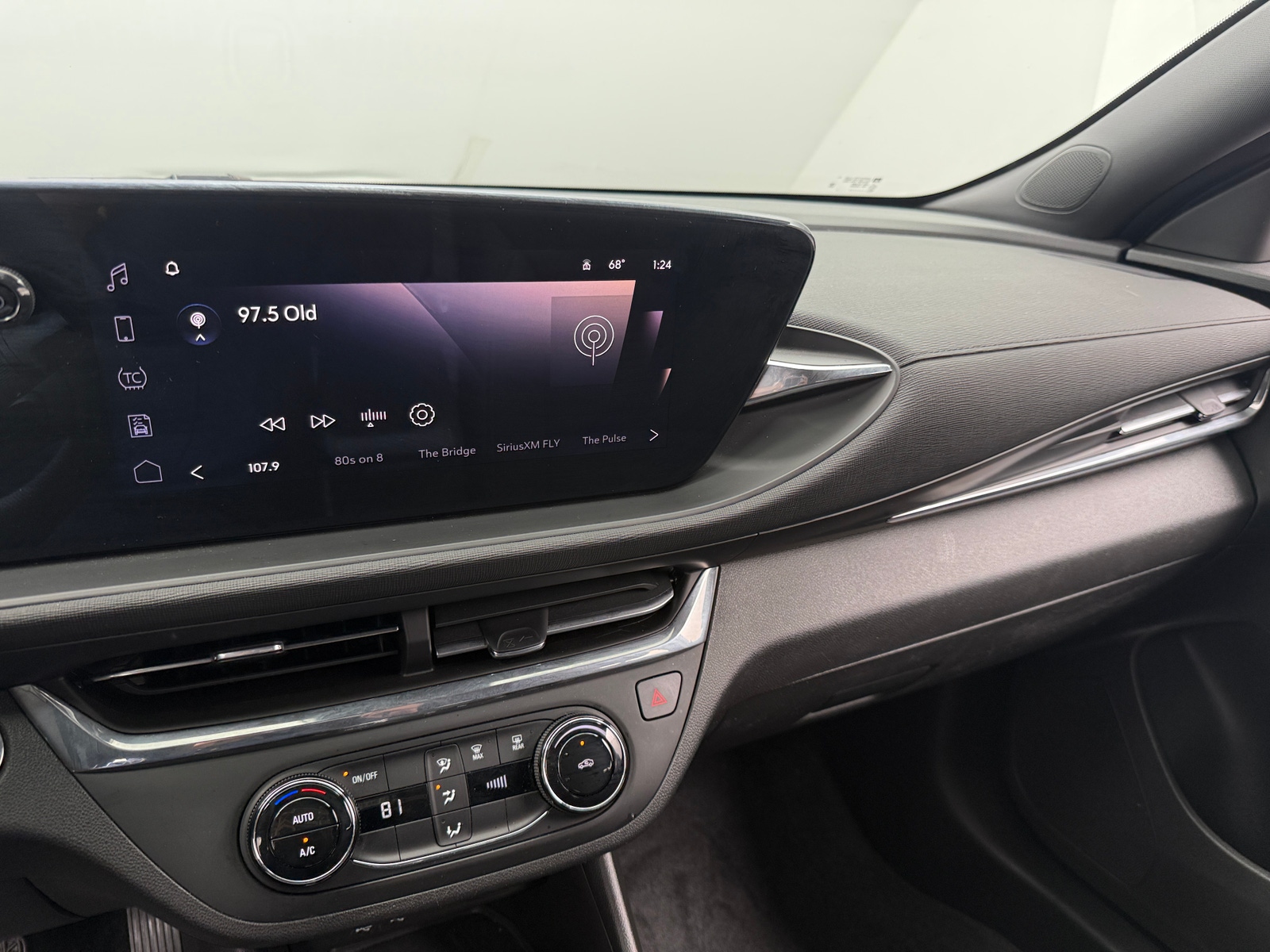 Thumbnail: 2025 Buick Envista - 4