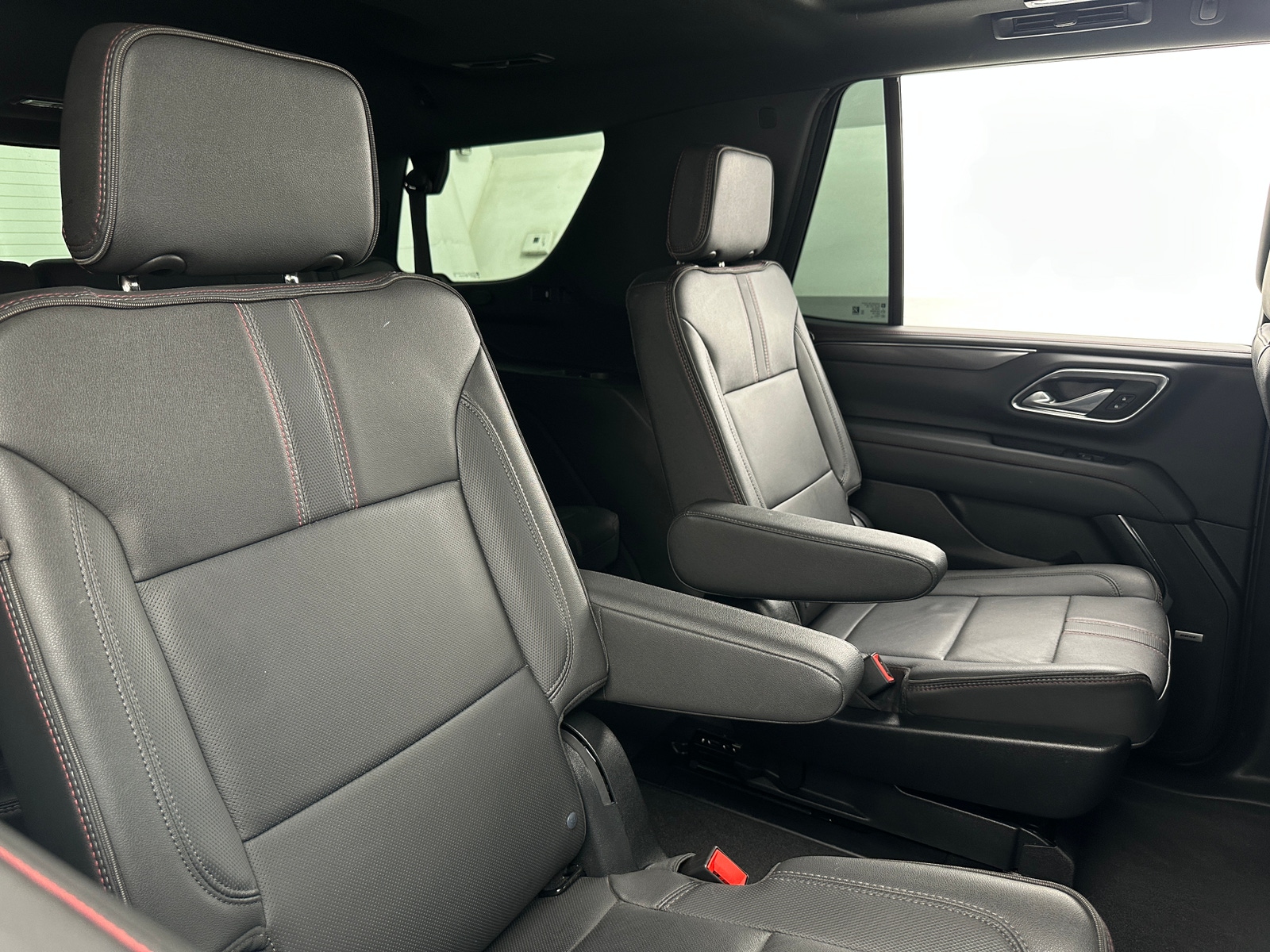 Thumbnail: 2023 Chevrolet Tahoe - 5