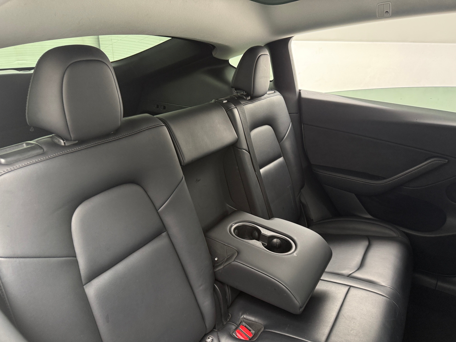 Thumbnail: 2022 Tesla Model Y - 5