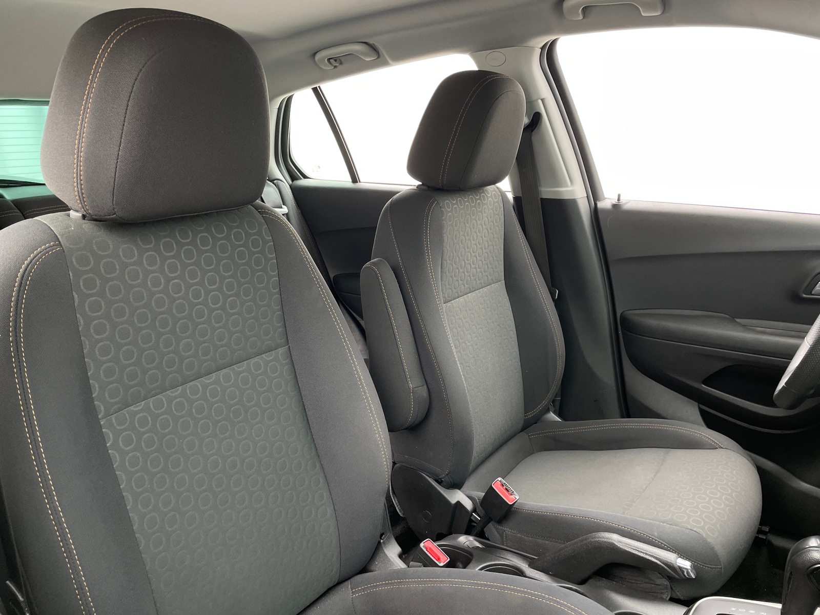 Thumbnail: 2020 Chevrolet Trax - 2