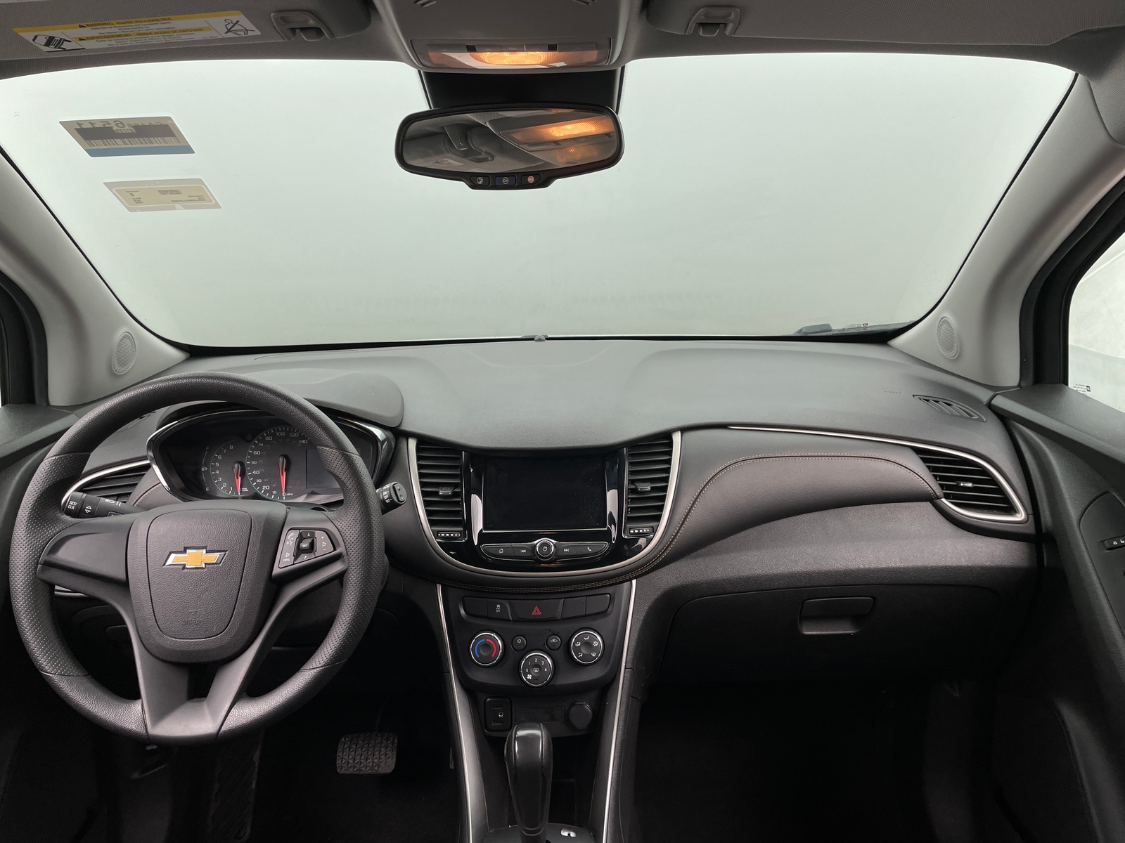 Thumbnail: 2020 Chevrolet Trax - 3