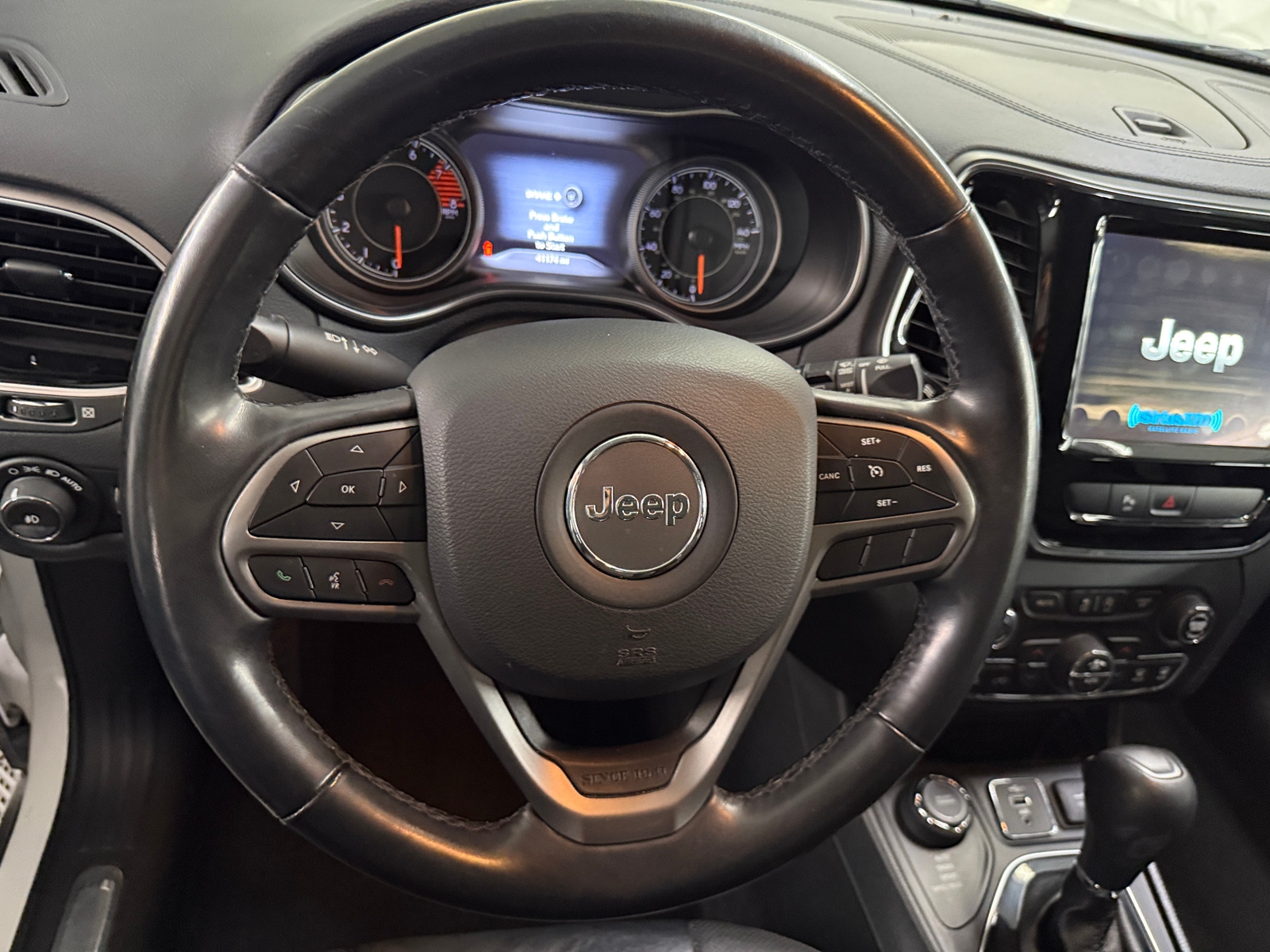 Thumbnail: 2019 Jeep Cherokee - 4