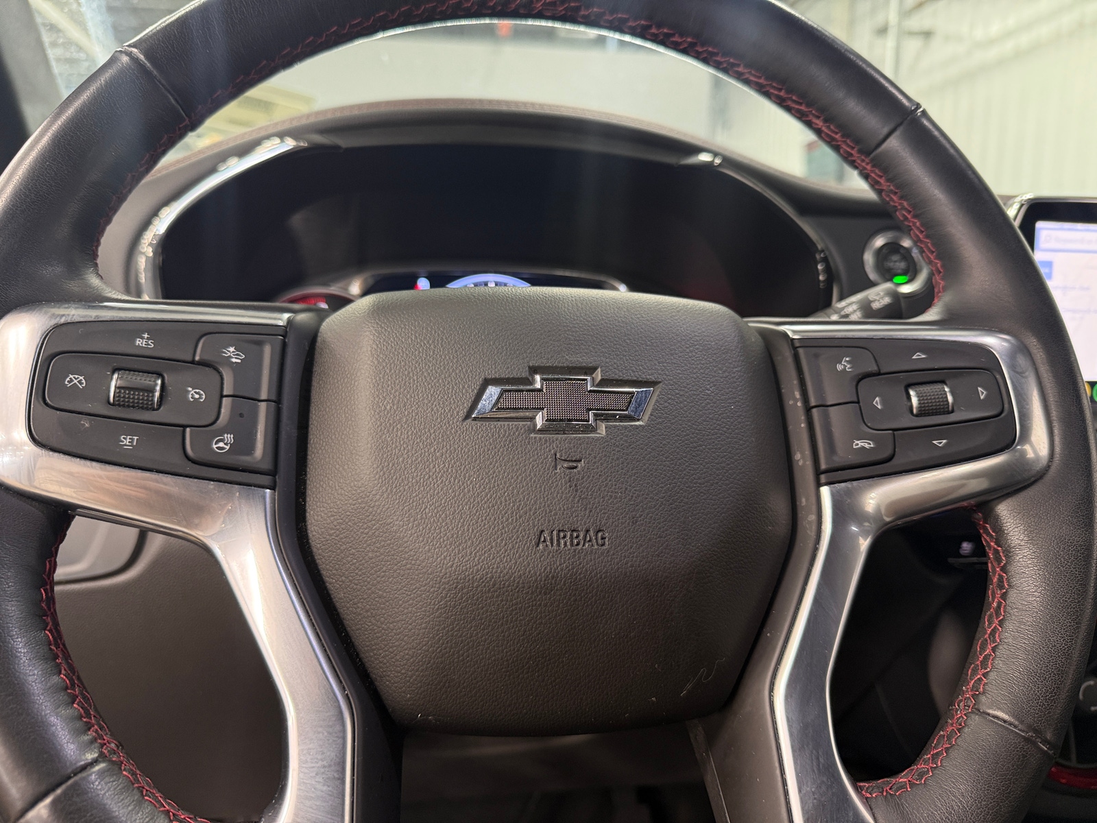 Thumbnail: 2021 Chevrolet Blazer - 4