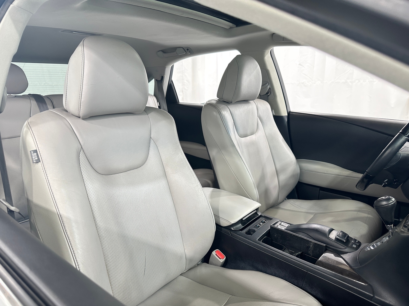 Thumbnail: 2015 Lexus RX - 2