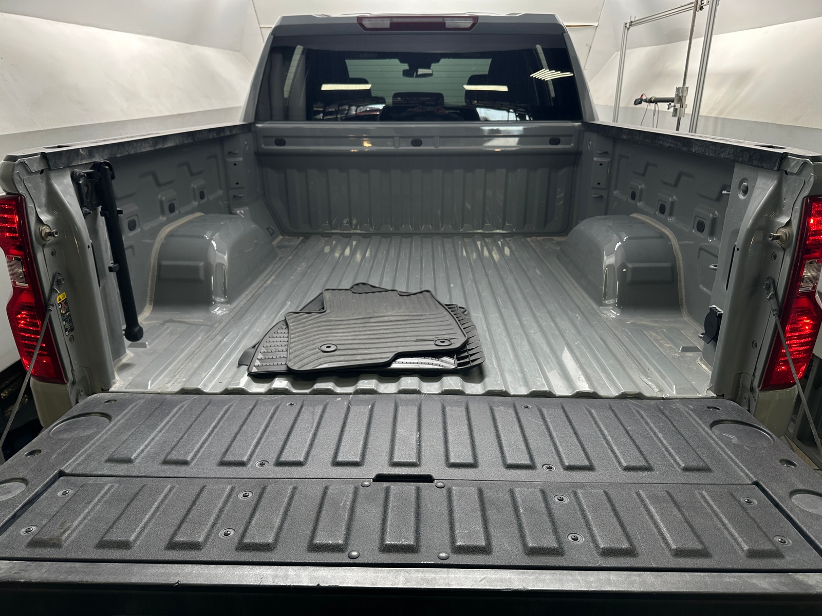 Thumbnail: 2024 Chevrolet Silverado 1500 - 7