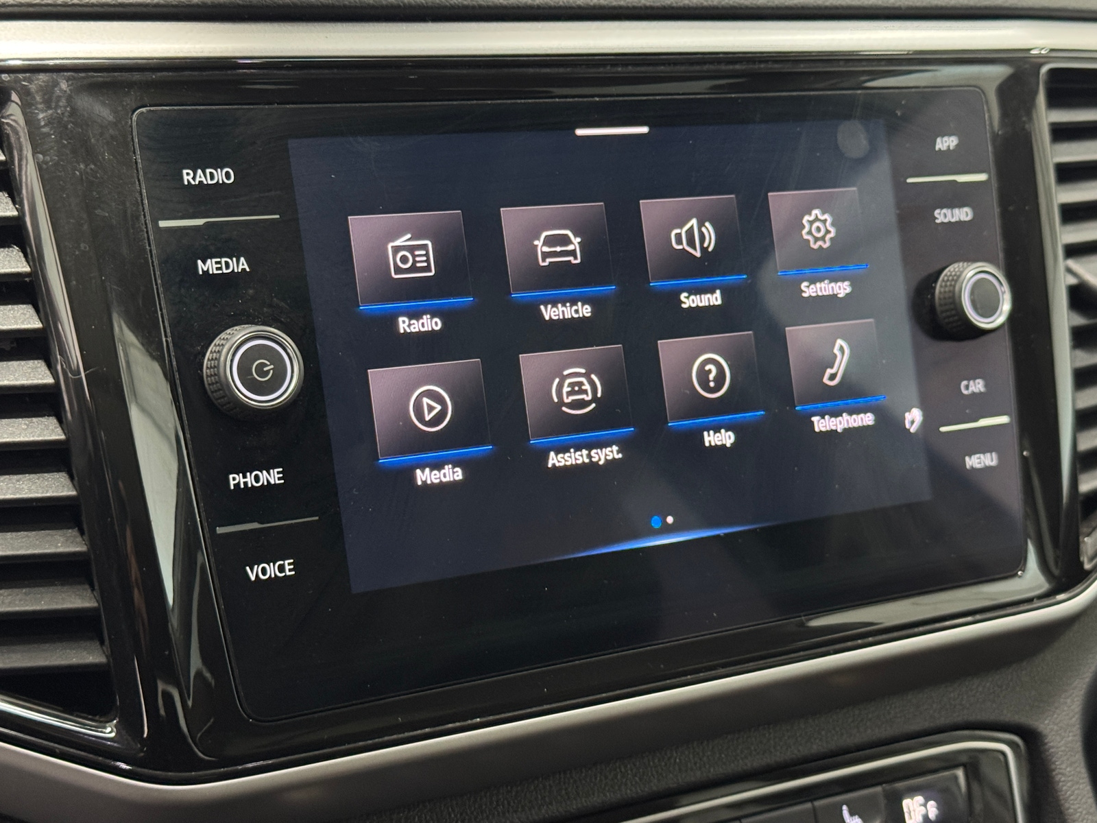 Thumbnail: 2022 Volkswagen Atlas - 3