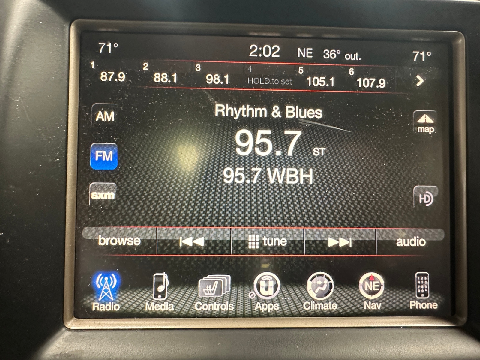 Thumbnail: 2016 Jeep Grand Cherokee - 3