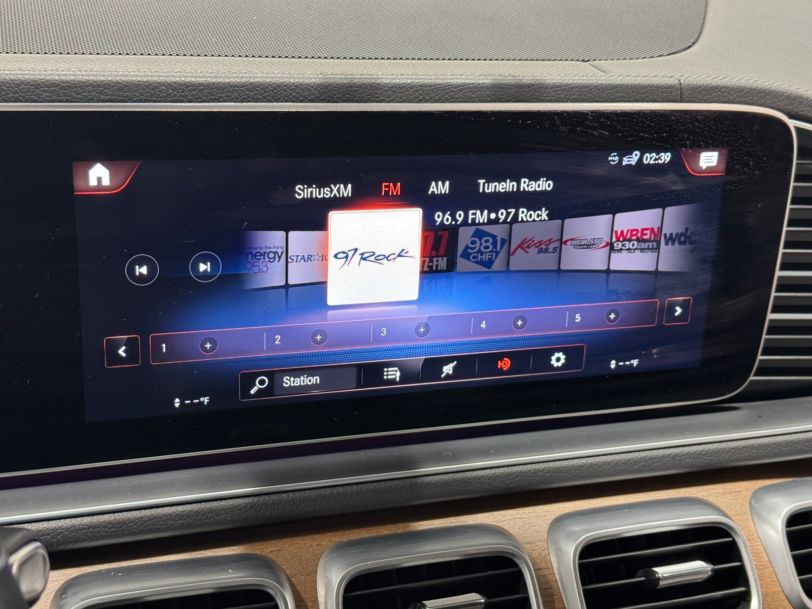 Thumbnail: 2022 Mercedes-Benz GLS - 3