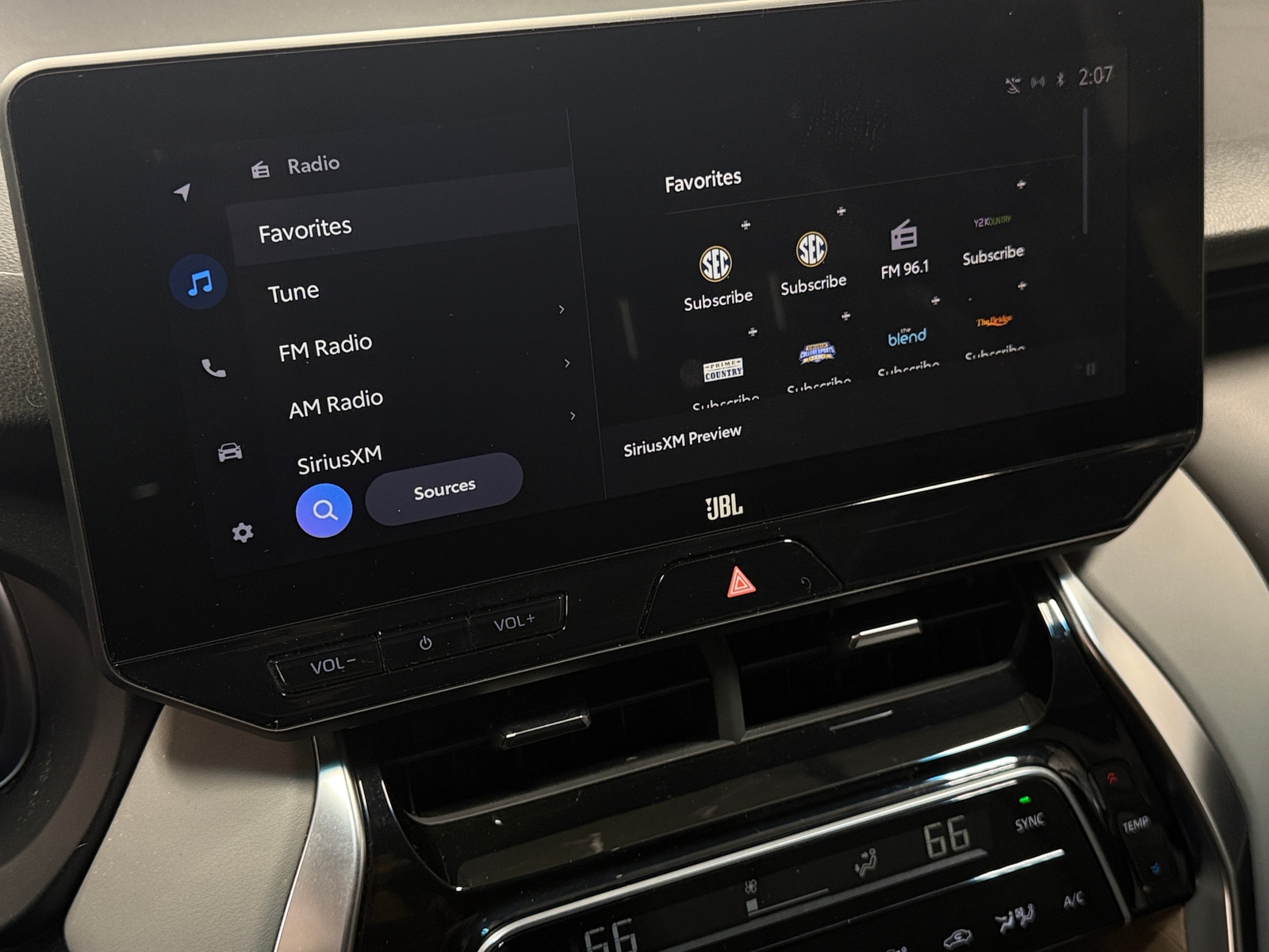 Thumbnail: 2024 Toyota Venza - 4