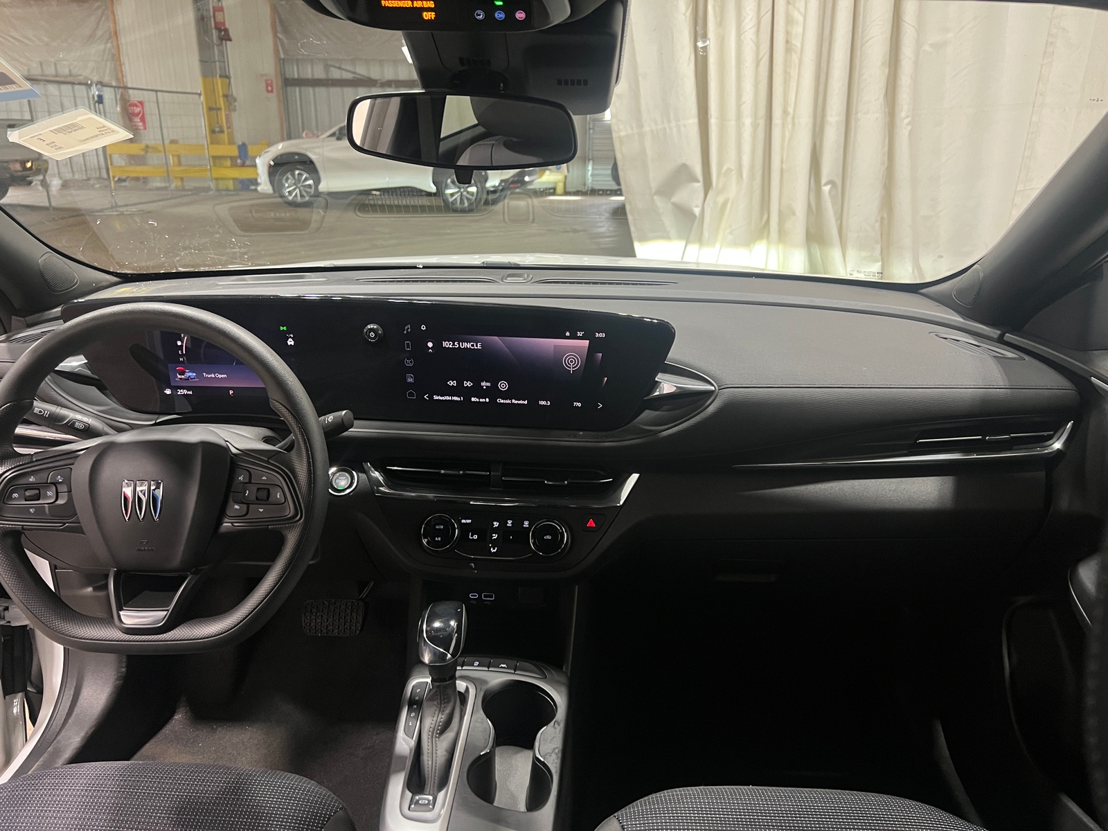 Thumbnail: 2025 Buick Envista - 3