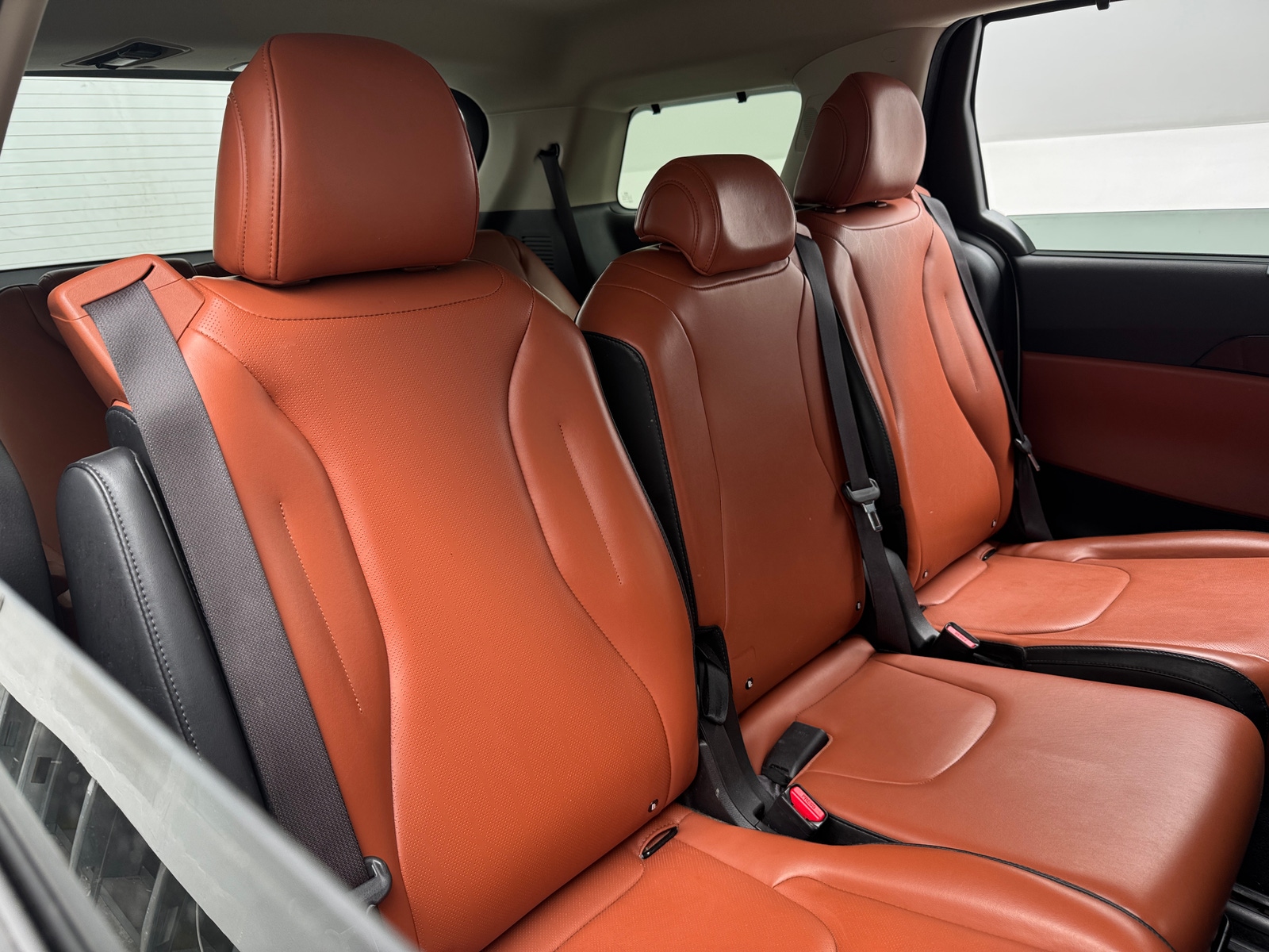 Thumbnail: 2022 Kia Carnival - 5