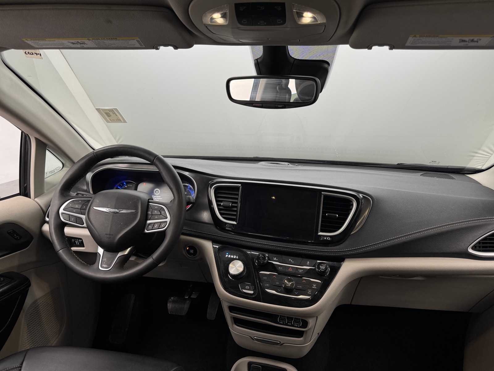 Thumbnail: 2024 Chrysler Pacifica - 2