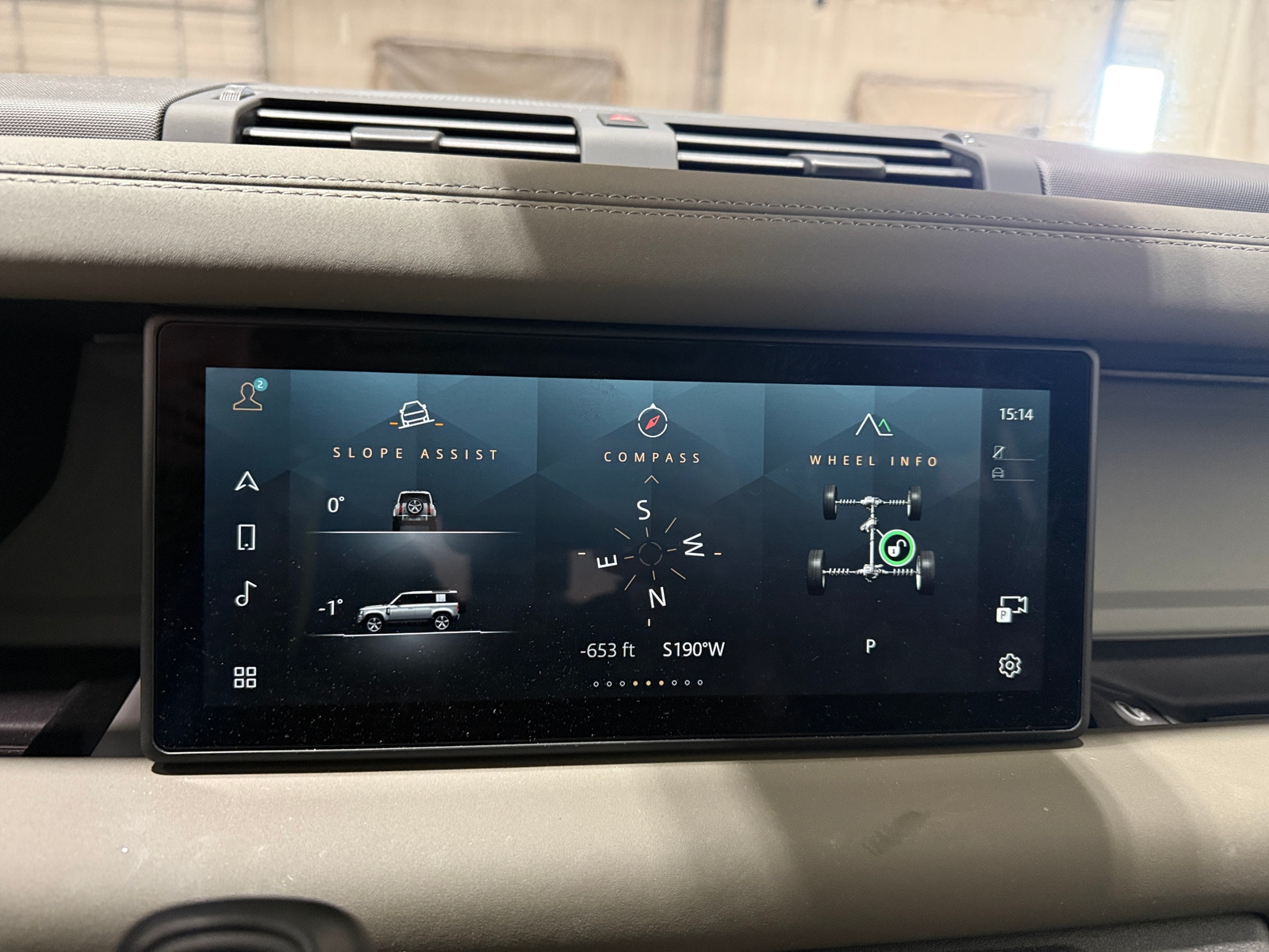 Thumbnail: 2024 Land Rover Defender - 3