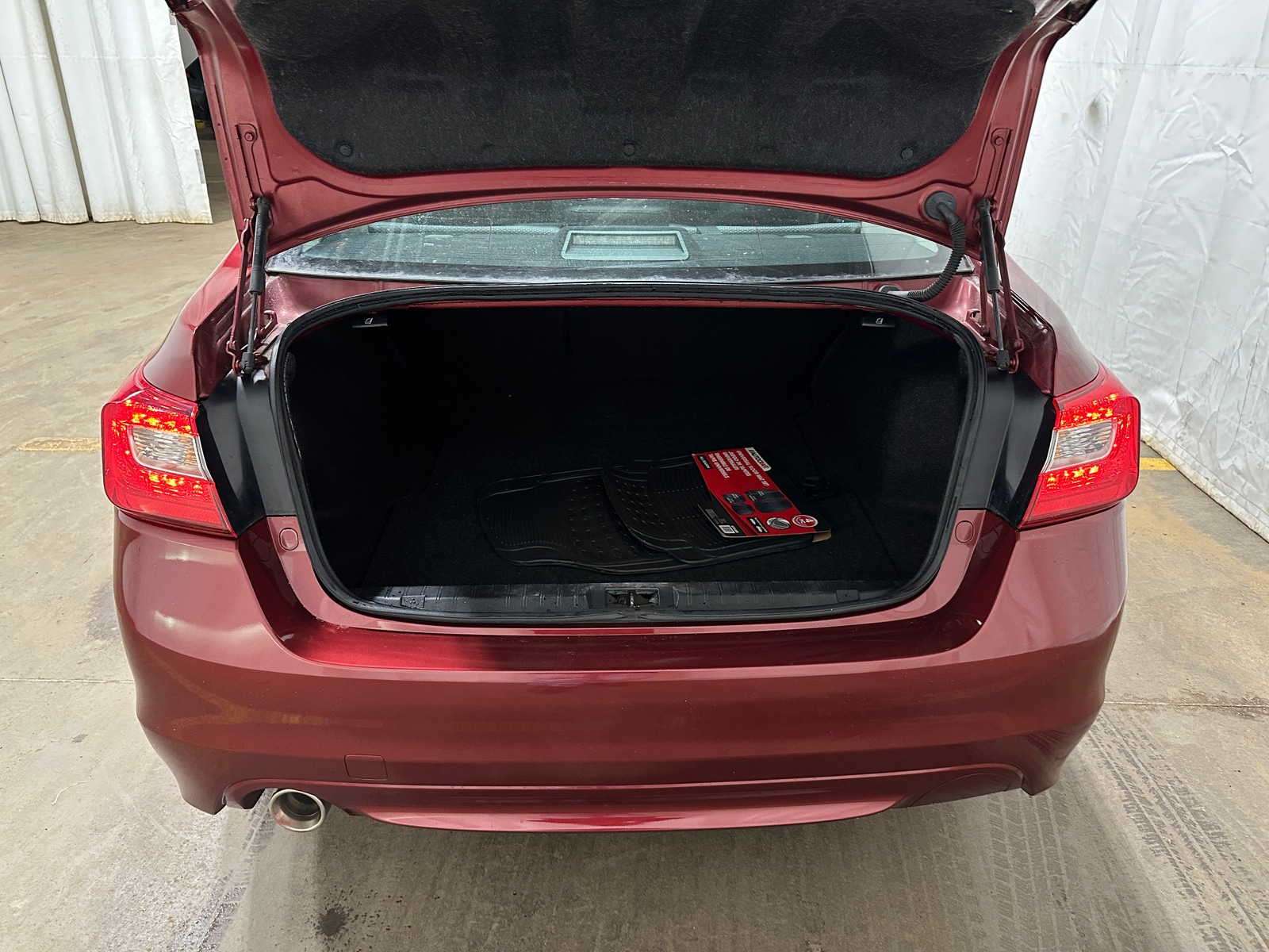 Thumbnail: 2017 Subaru Legacy - 7