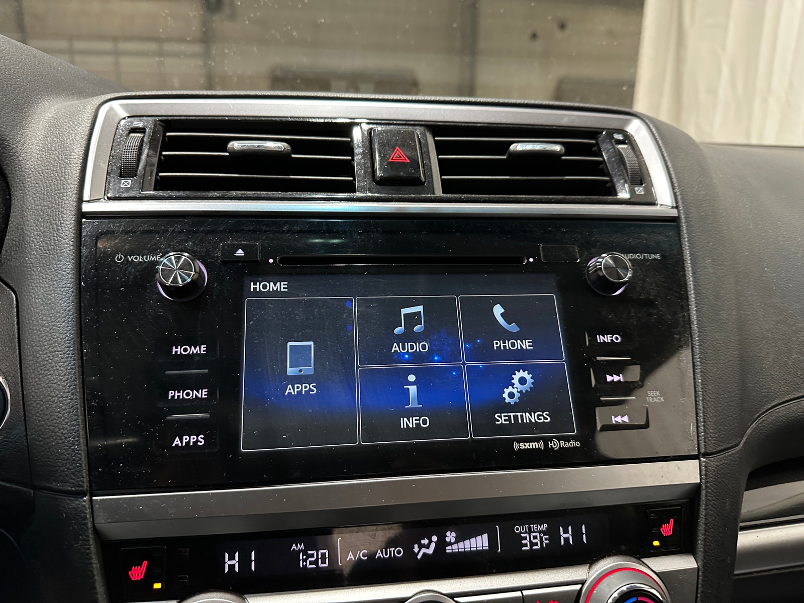 Thumbnail: 2017 Subaru Legacy - 4