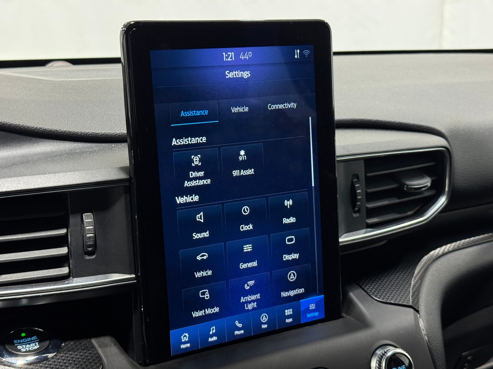 Thumbnail: 2020 Ford Explorer - 3