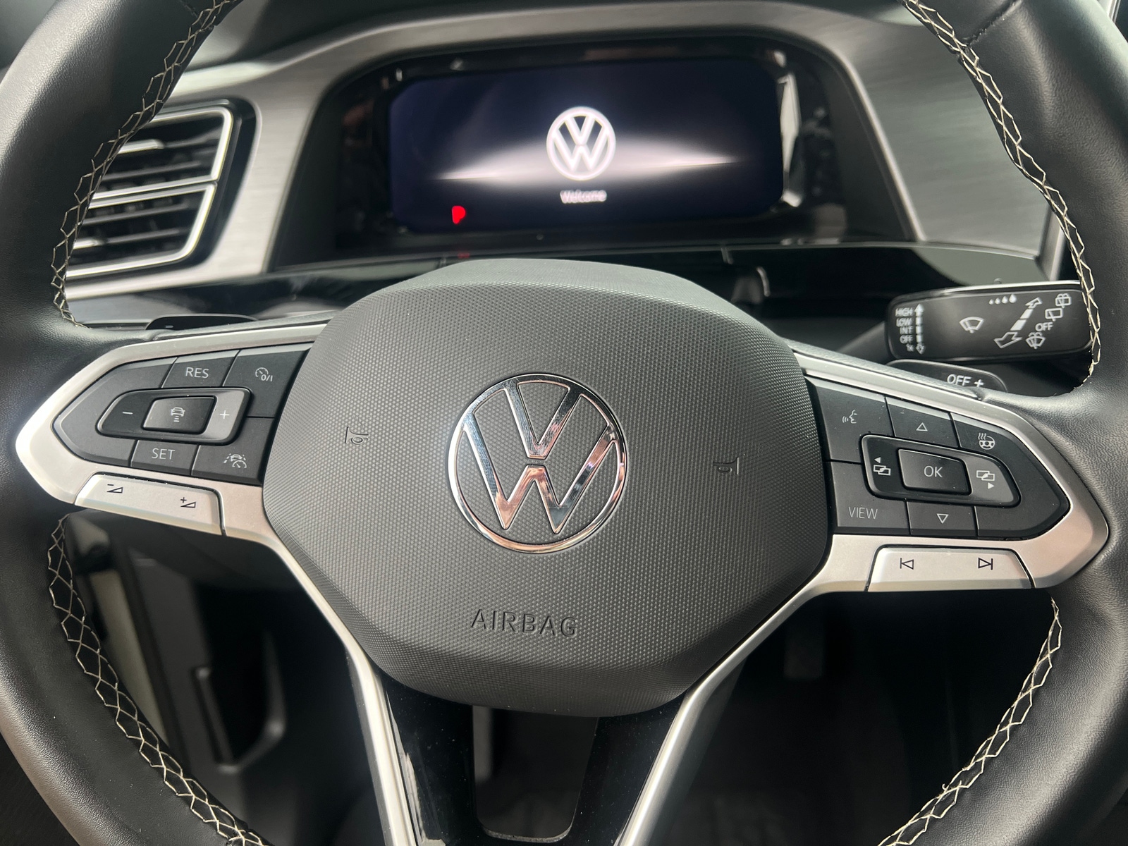 Thumbnail: 2025 Volkswagen Atlas - 4