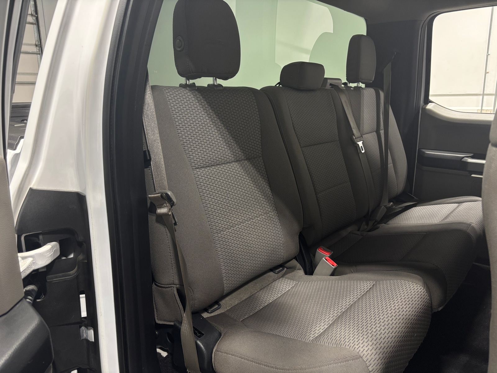 Thumbnail: 2017 Ford Econoline - 6