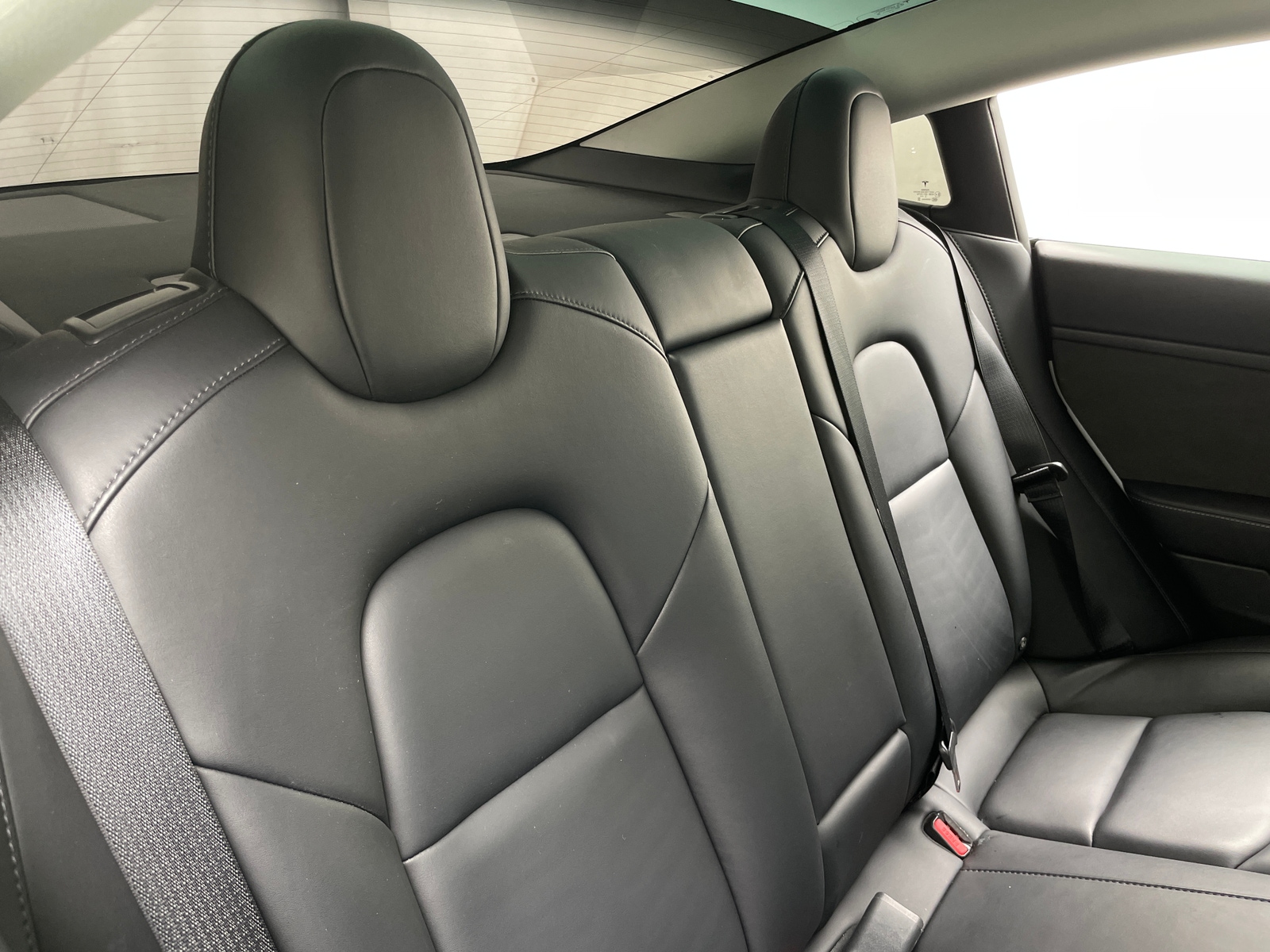 Thumbnail: 2022 Tesla Model 3 - 5