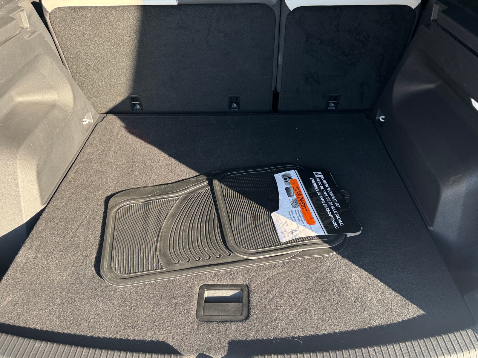 Thumbnail: 2025 Volkswagen Atlas - 6