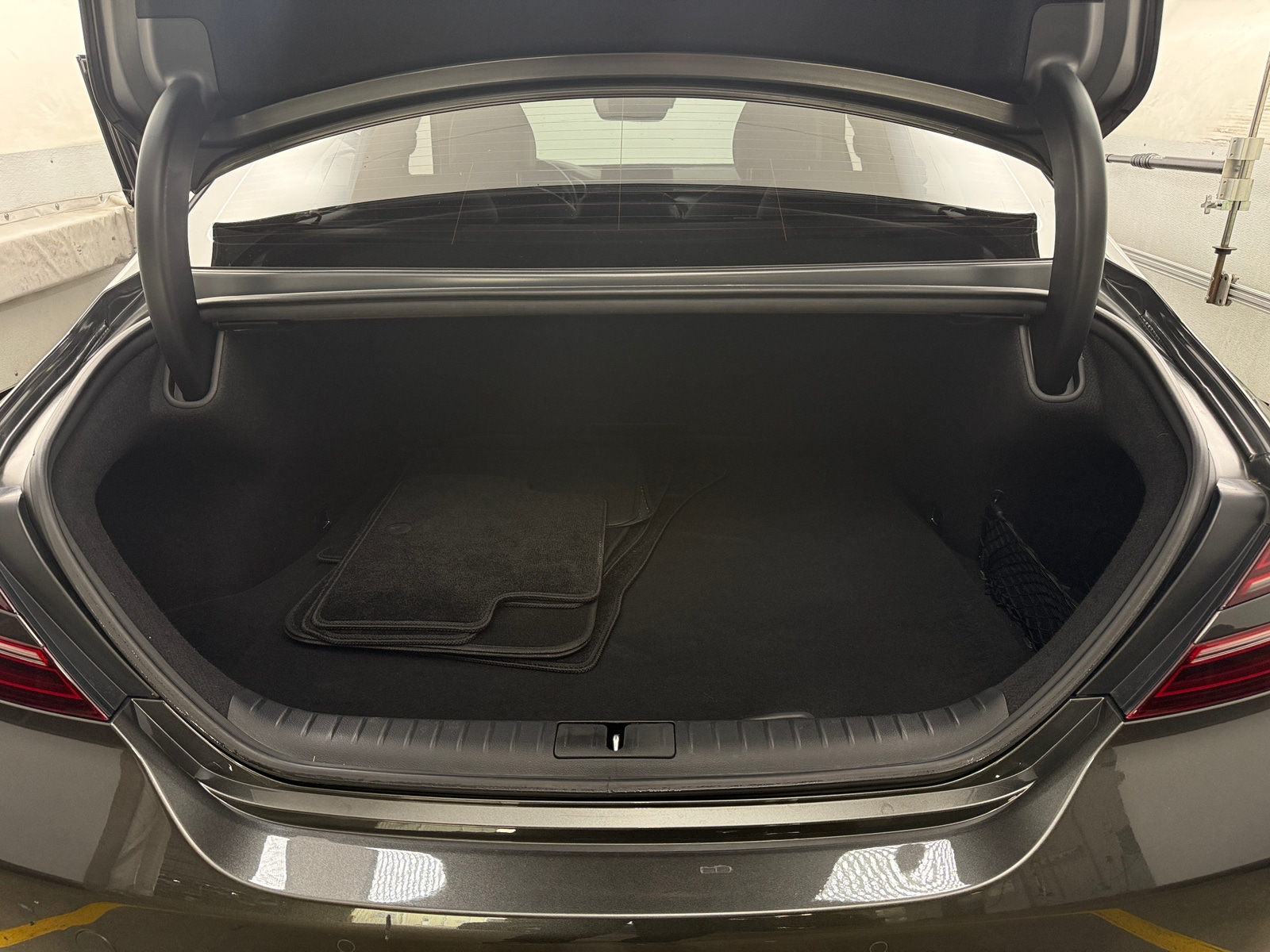 Thumbnail: 2023 Genesis G70 - 6