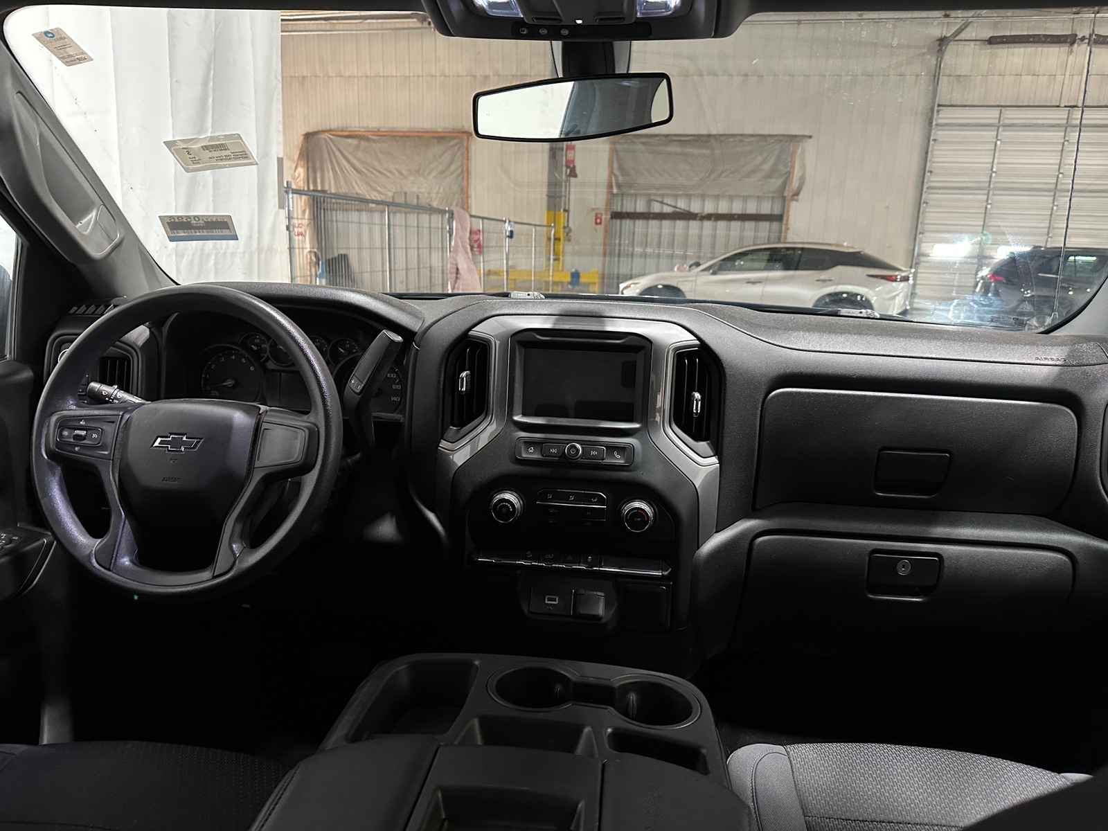 Thumbnail: 2019 Chevrolet Silverado 1500 - 3