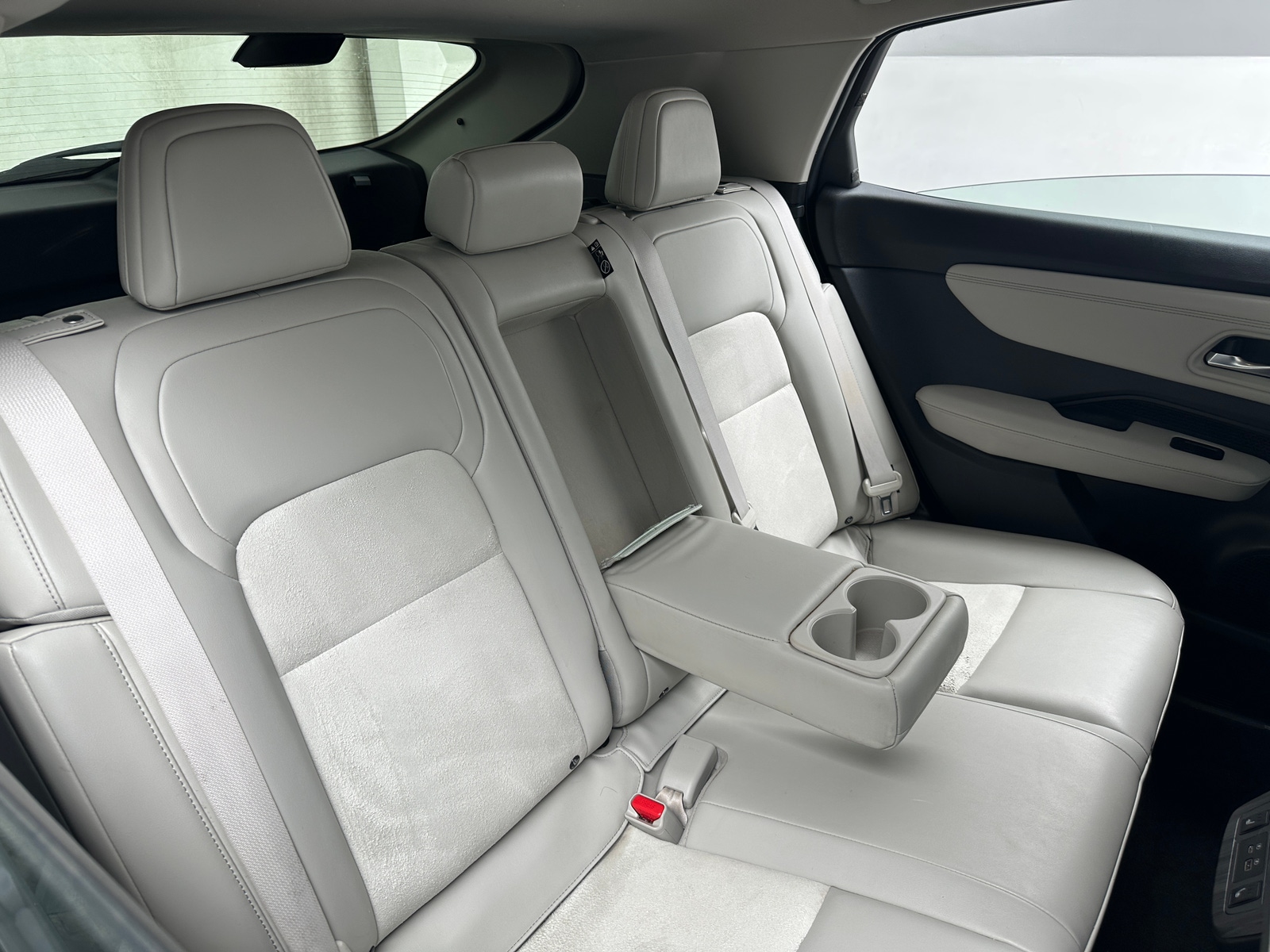 Thumbnail: 2023 Nissan Ariya - 5