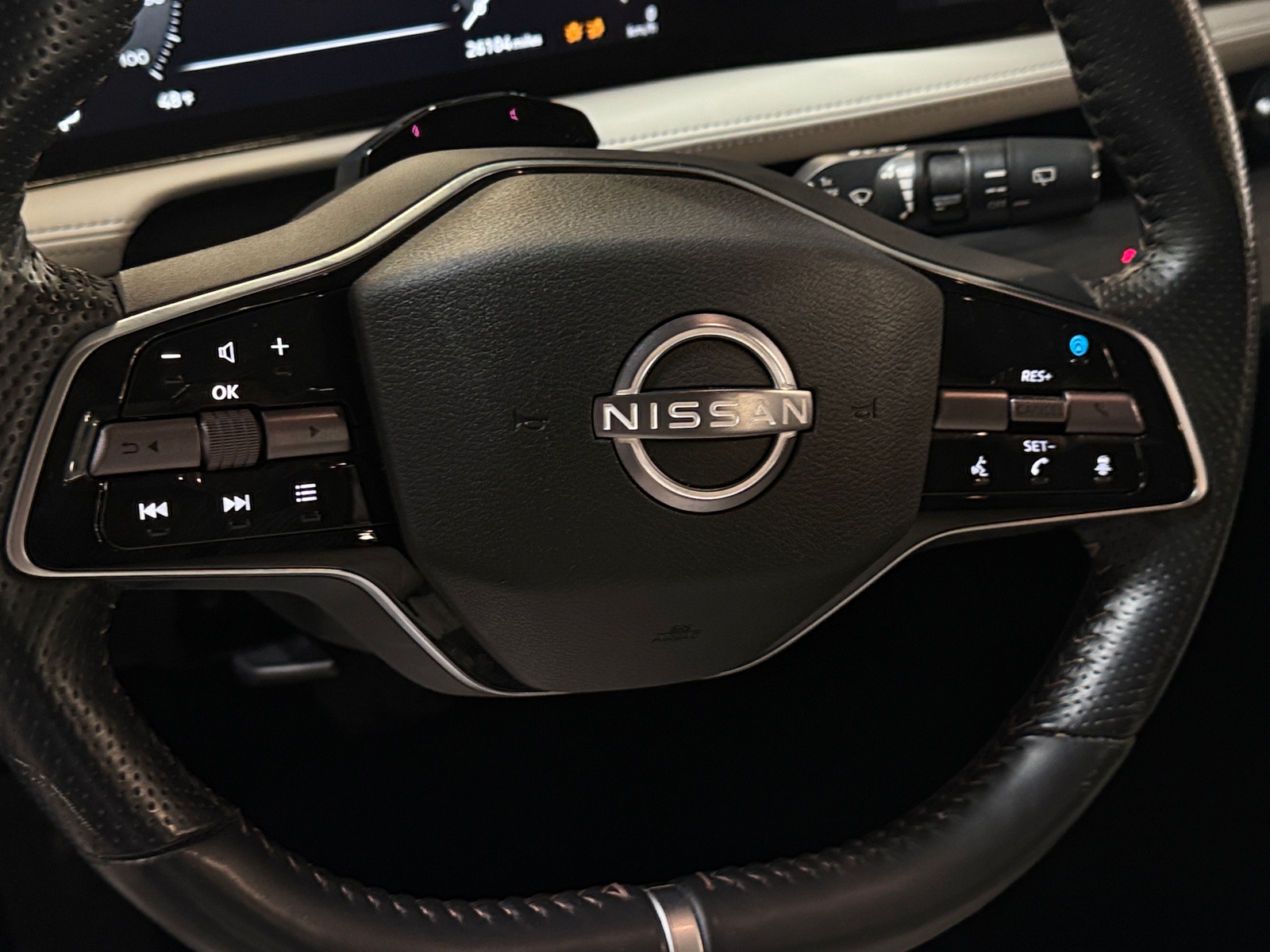 Thumbnail: 2023 Nissan Ariya - 4