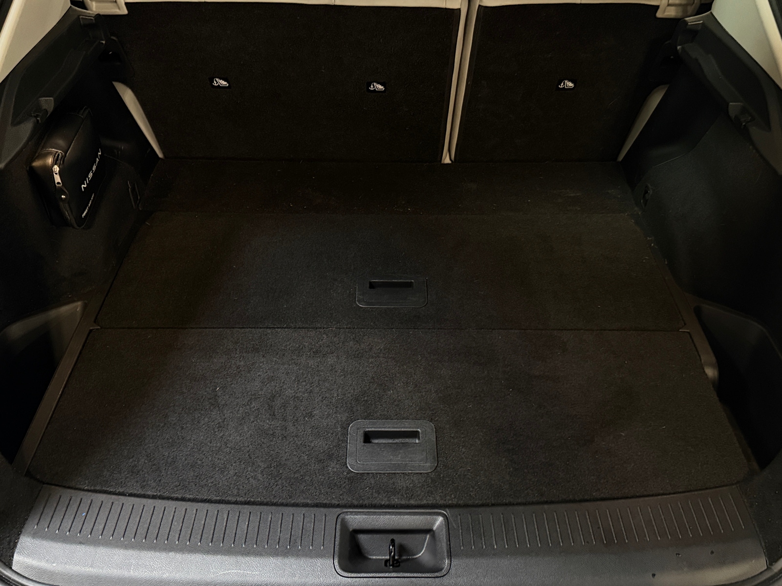 Thumbnail: 2023 Nissan Ariya - 6