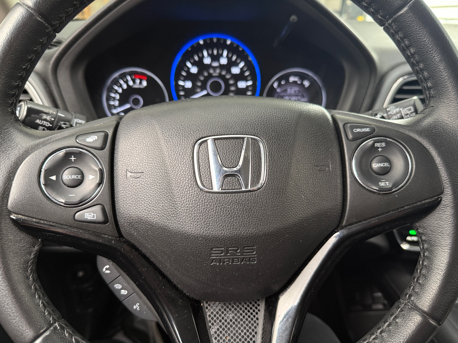 Thumbnail: 2017 Honda HR-V - 4
