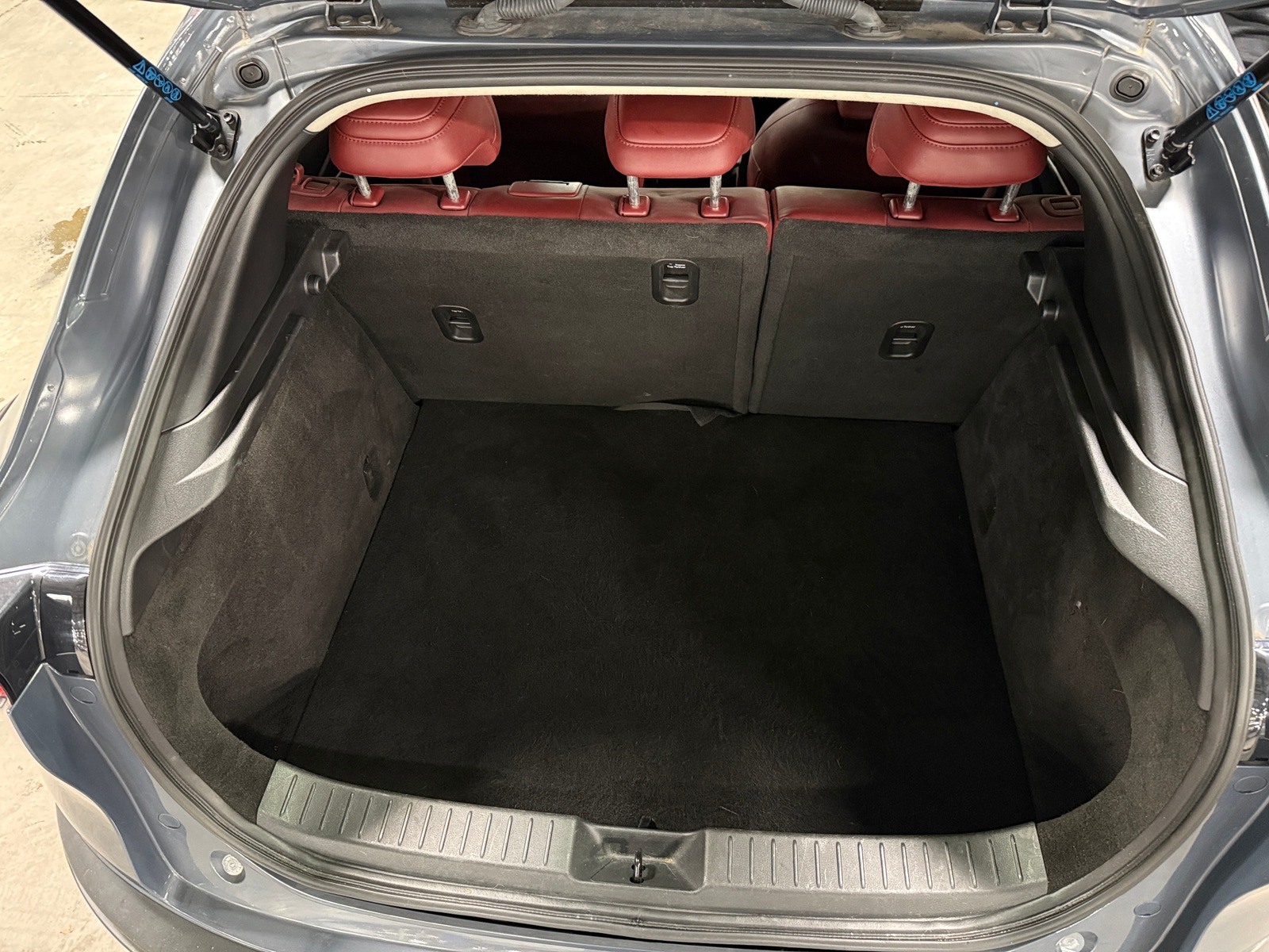 Thumbnail: 2023 Mazda CX-30 - 6