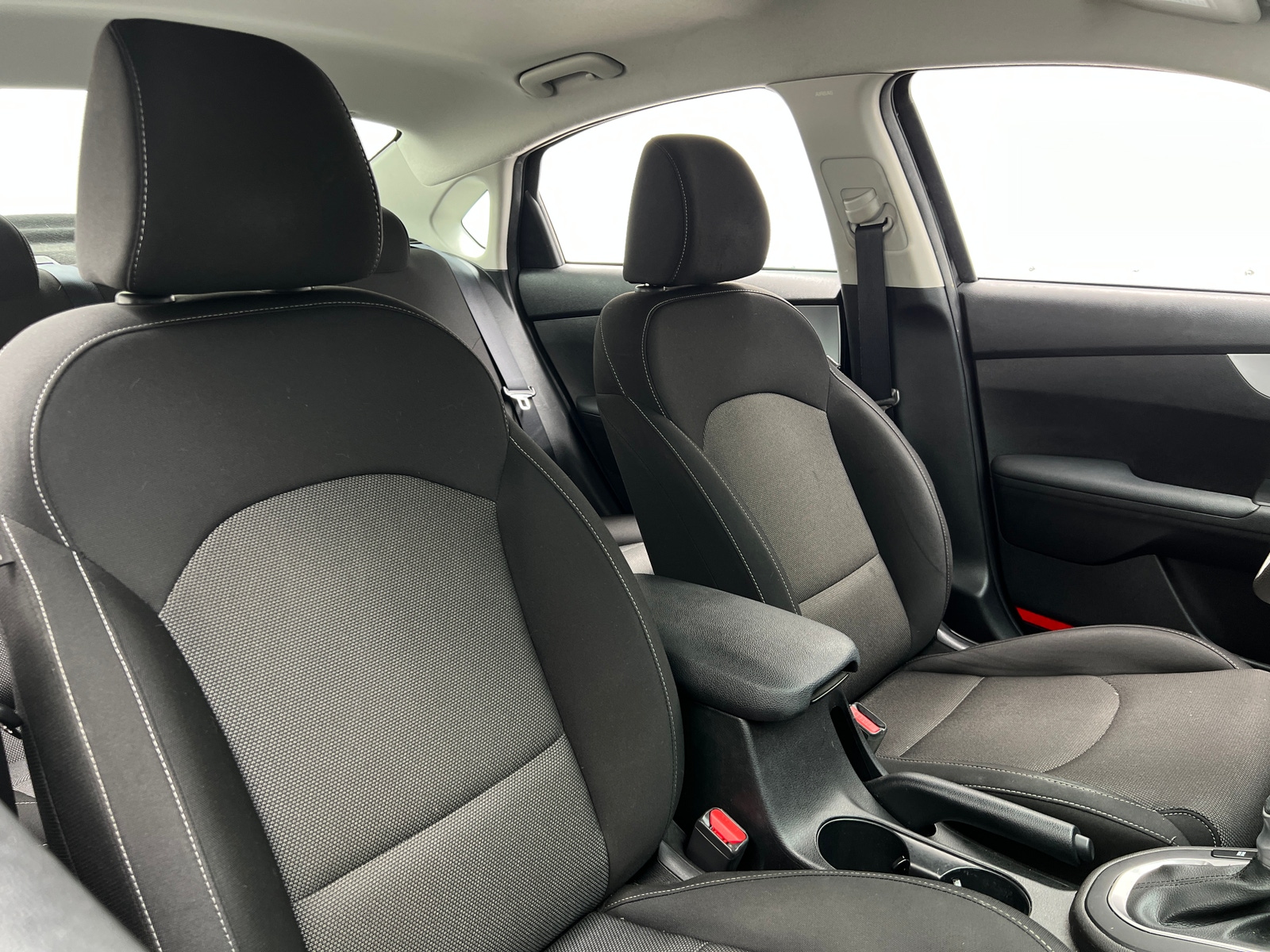 Thumbnail: 2022 Kia Forte - 2